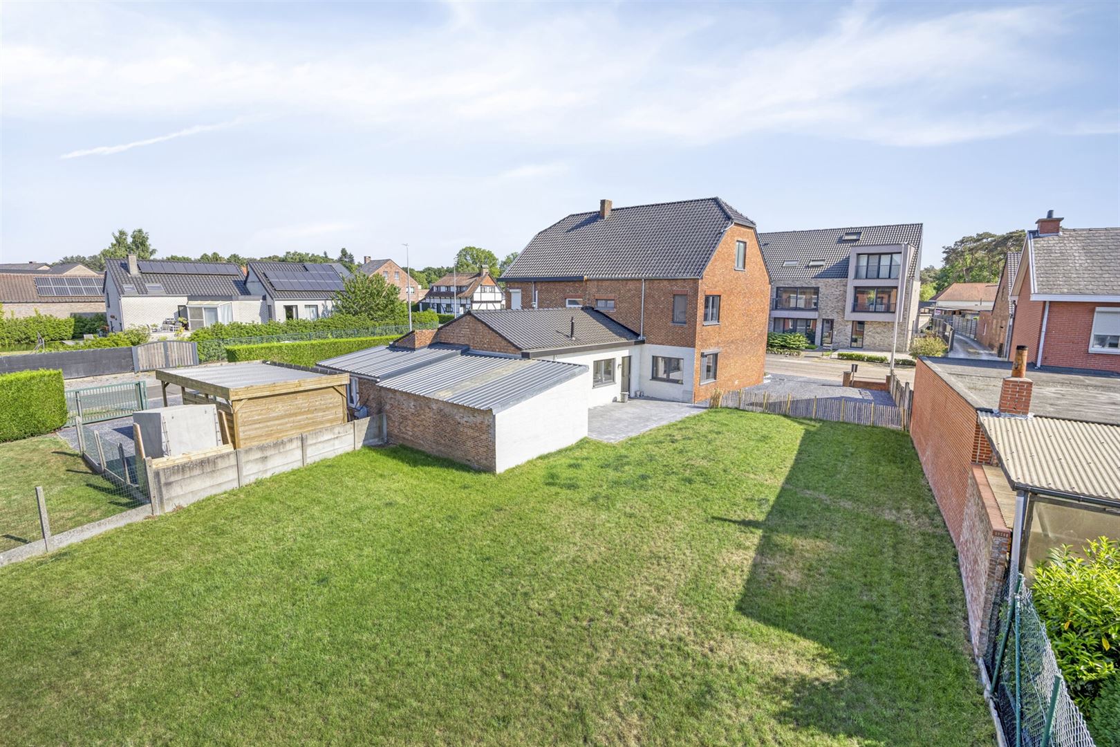 TE KOOP : Gerenoveerde eengezinswoning met 3 slaapkamers! foto 25