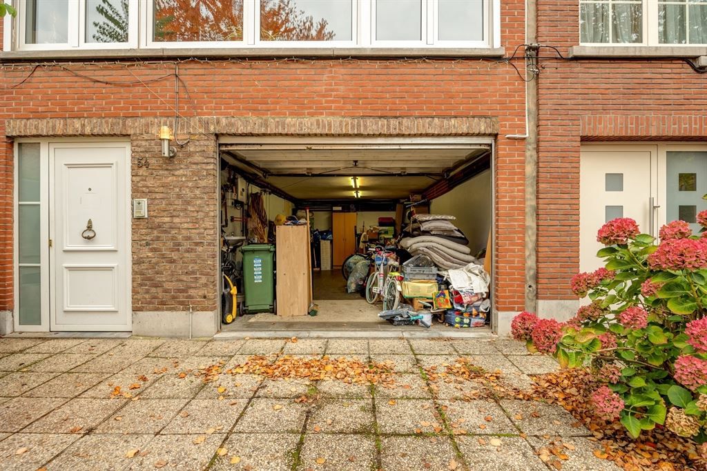 Ruime bel-etage met 3 slpk en gezellige tuin foto 26