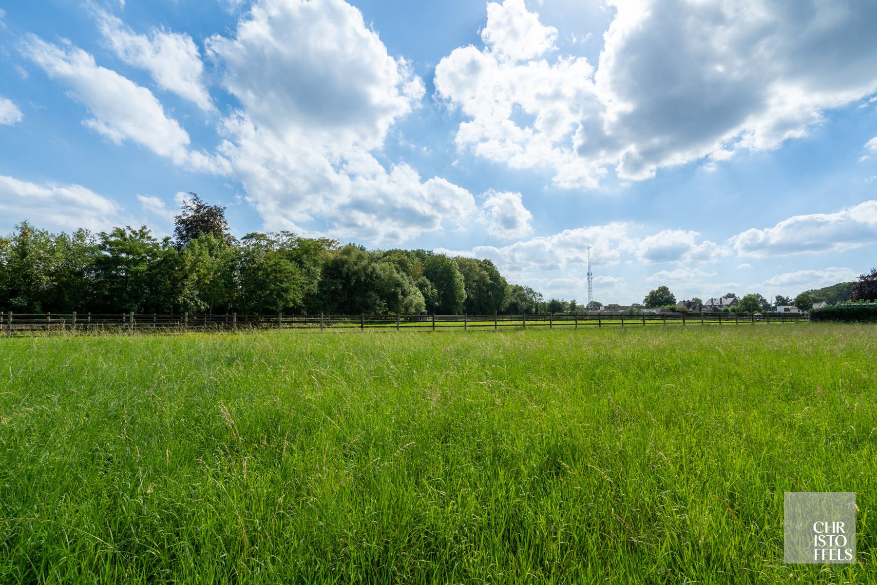 Villa bouwkavel van 1.645m² voor open bebouwing!  foto 4