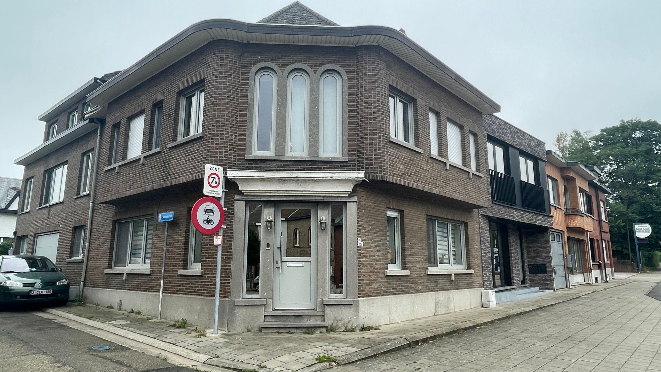 Huis te koop foto 1