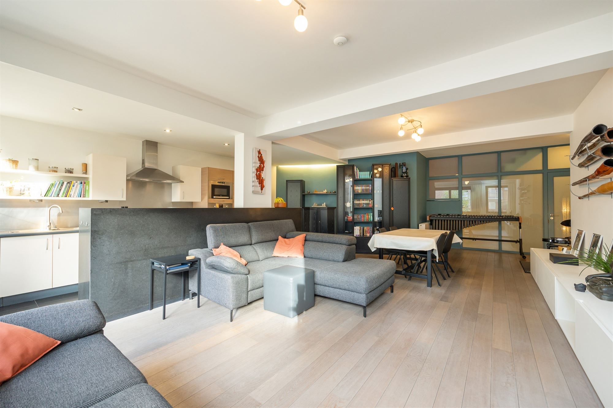 Ruime gezinswoning met garage in Mechelen centrum foto 6