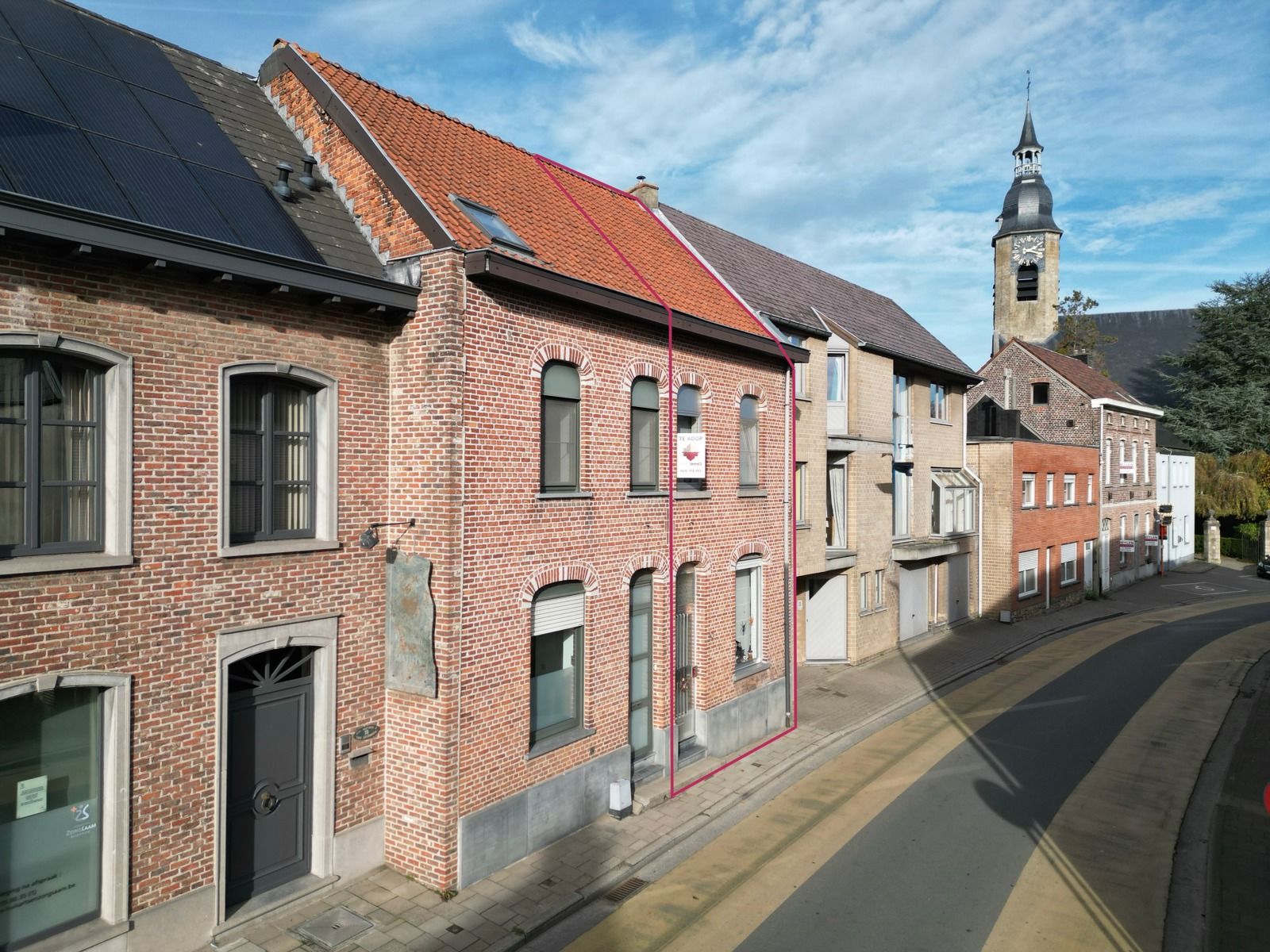 Charmante rijwoning met 3 slaapkamers én tuin, te Gijzegem! foto 21