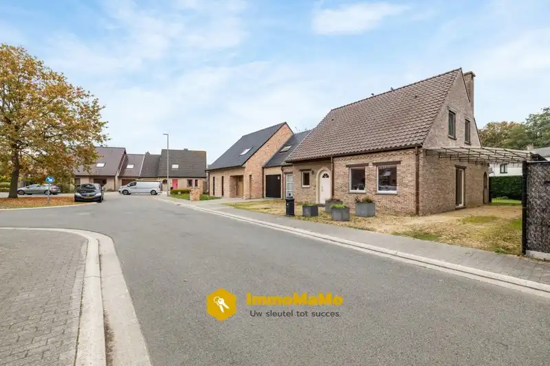 RUIME HALFOPEN BEBOUWING MET 4 SLAAPKAMERS TE KOOP IN LOKEREN foto 28