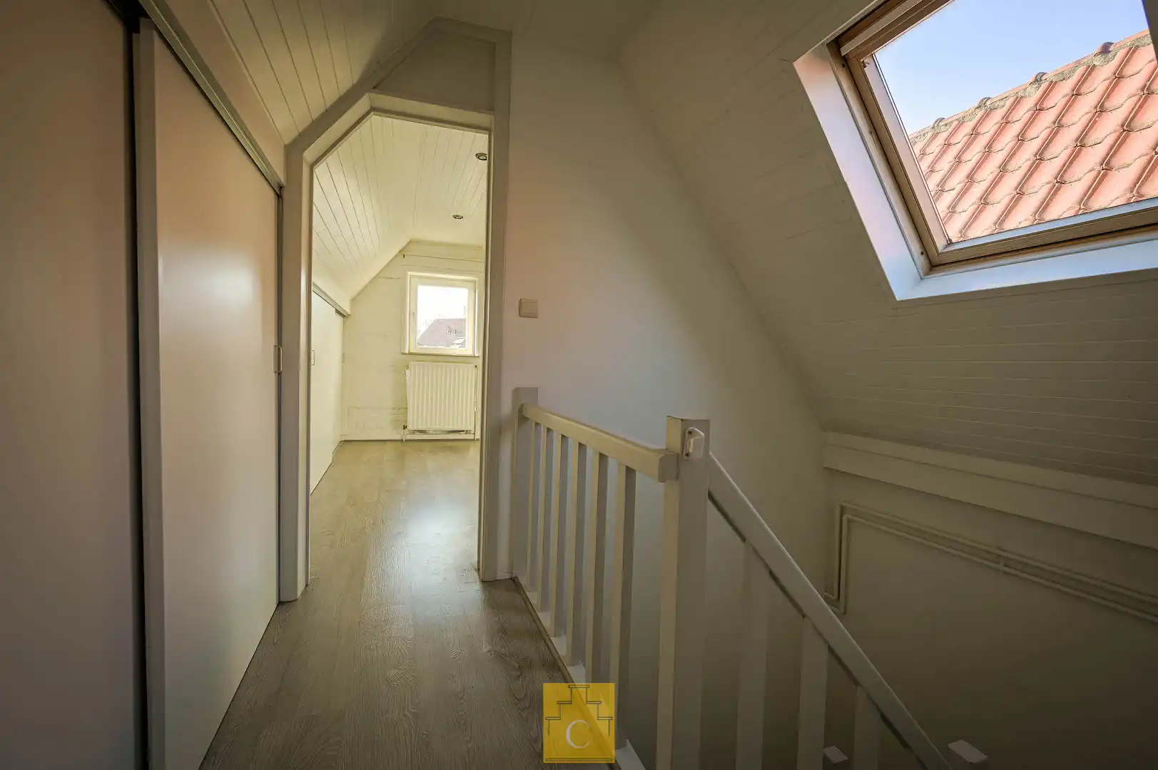 Instapklare trapgevelwoning met zonnig terrastuintje en grote berging, centrum, rustige straat omgeving ’t Zand foto 27