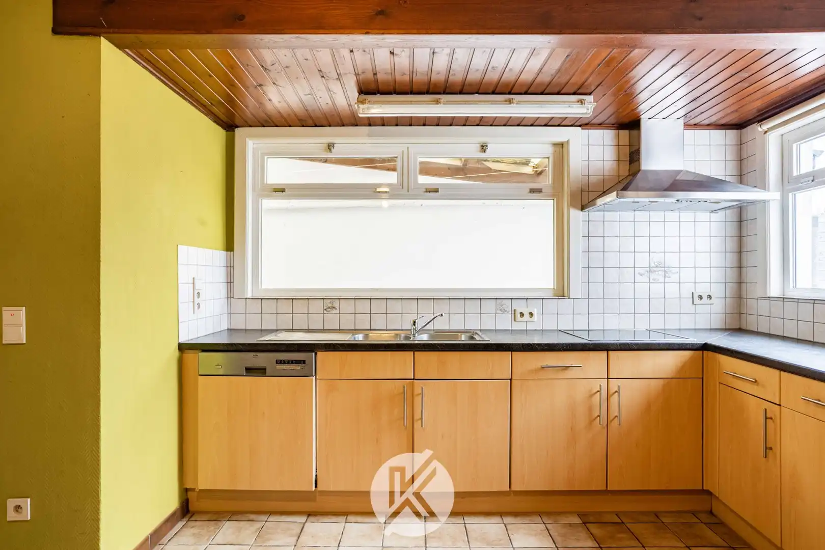 Op te knappen woning nabij centrum Herzele foto 9