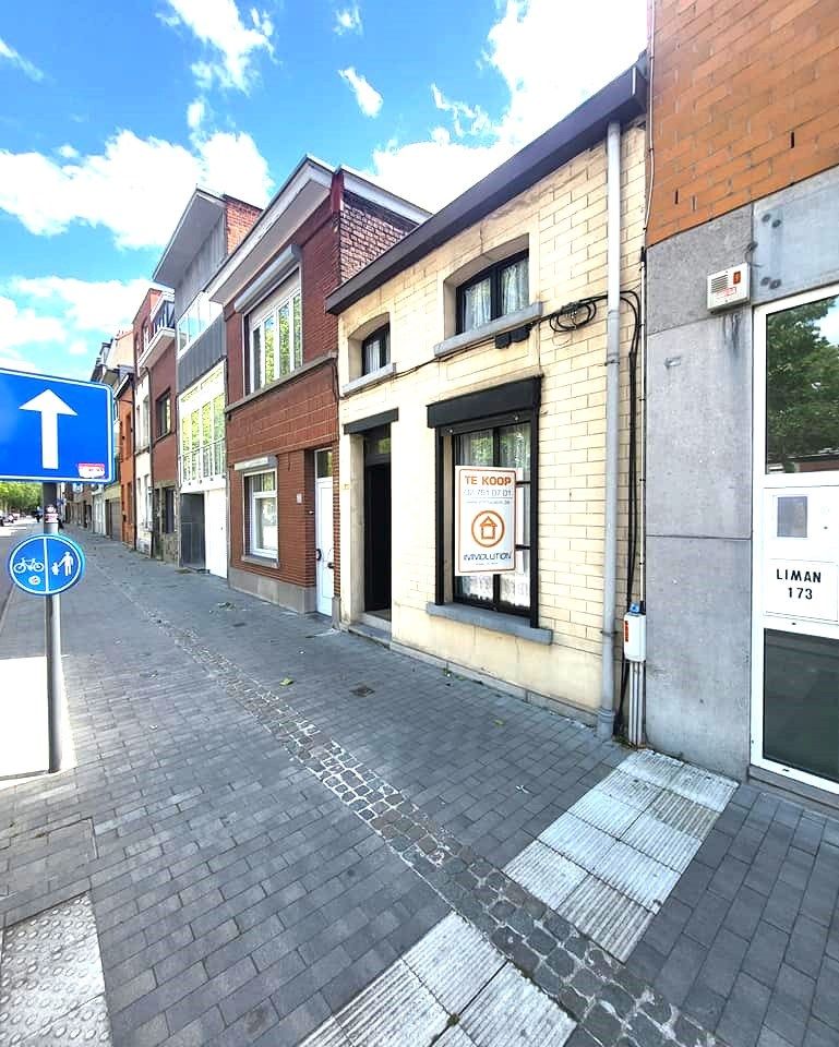 Hoofdfoto van de publicatie: Klein huisje...klein prijsje...