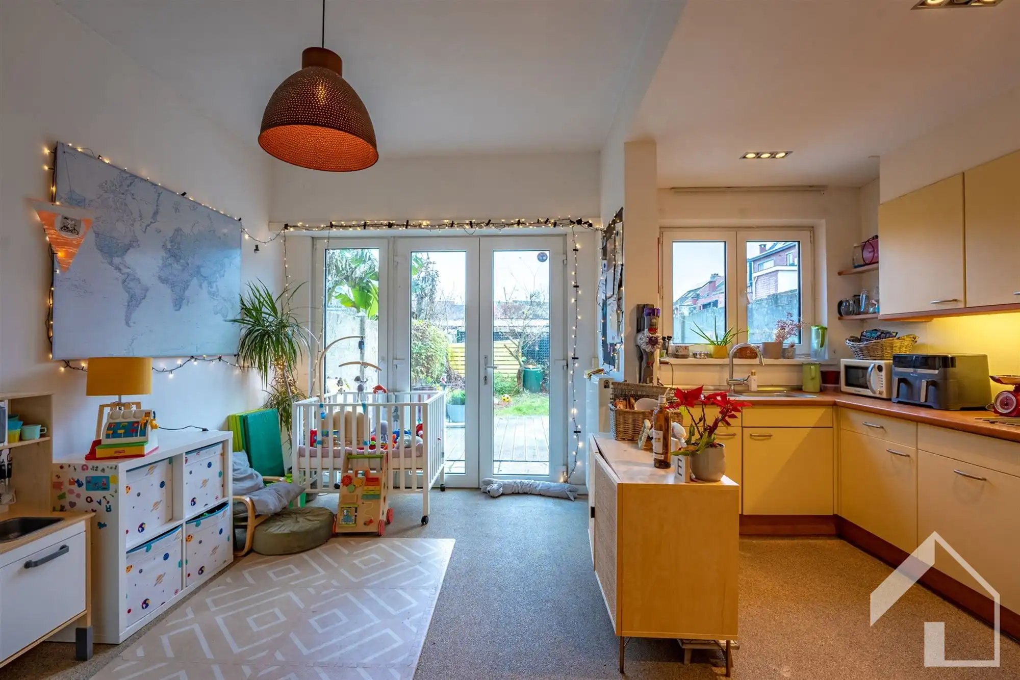 Verzorgde gezinswoning op uitstekende locatie in Merksem foto 7