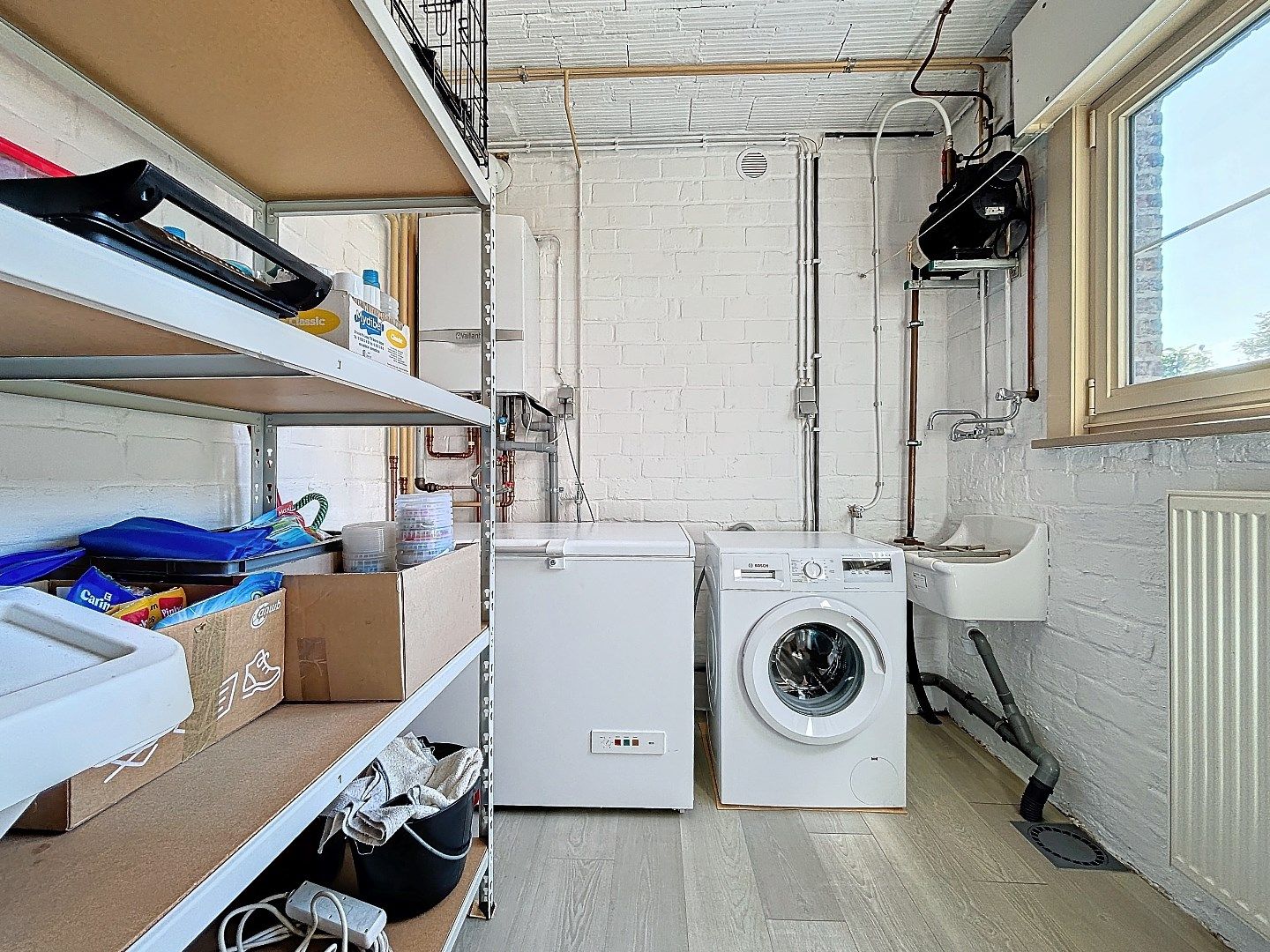 Instapklare rijwoning met 4 slaapkamers en een zonnige tuin. foto 22