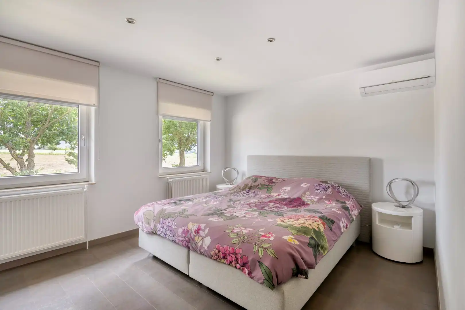 Ruime open bebouwing met zonnige tuin en mogelijkheid praktijkruimte foto 18