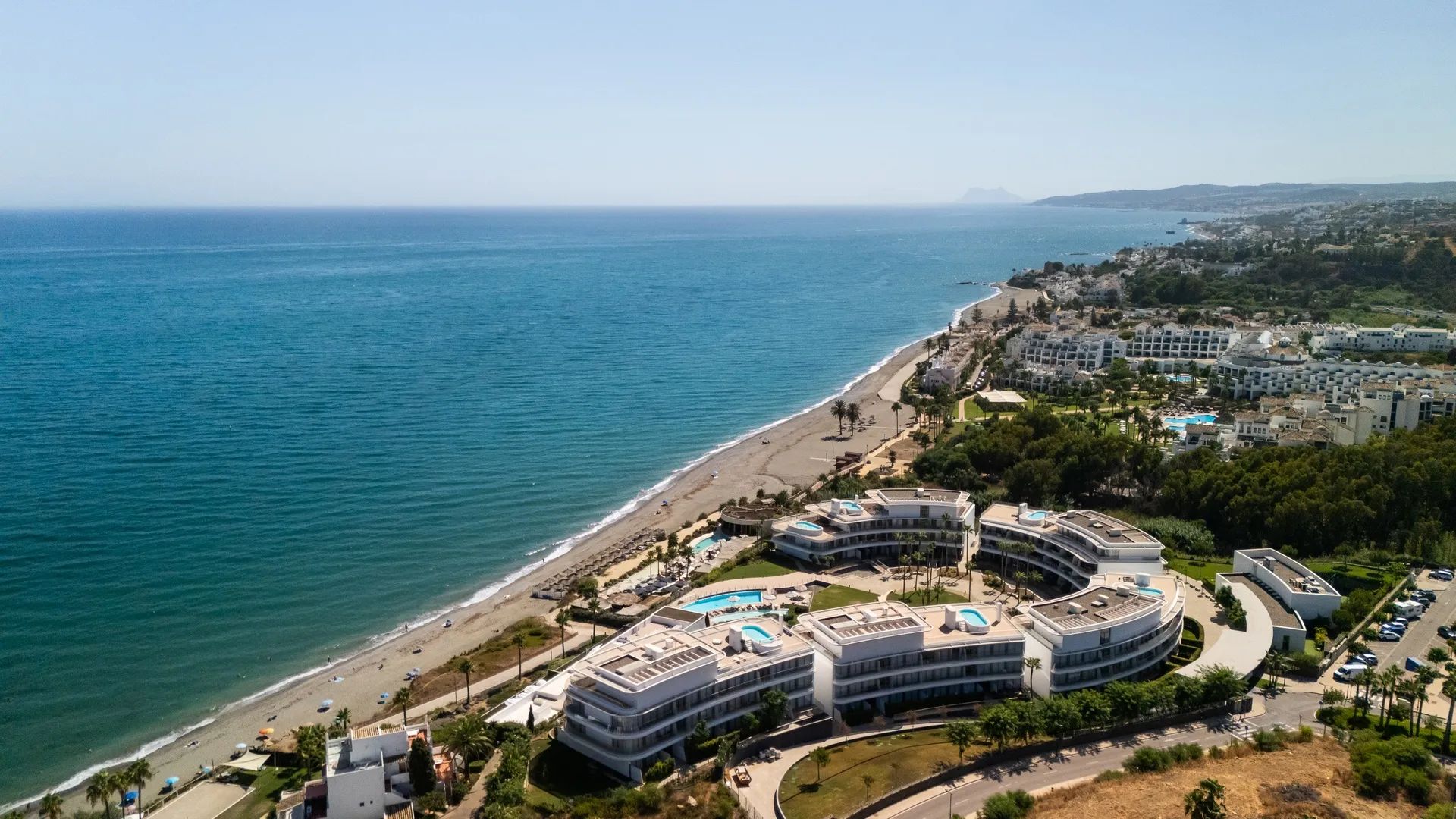 Ultramodern appartement in iconisch project, Estepona: een unieke woonervaring aan zee foto 25