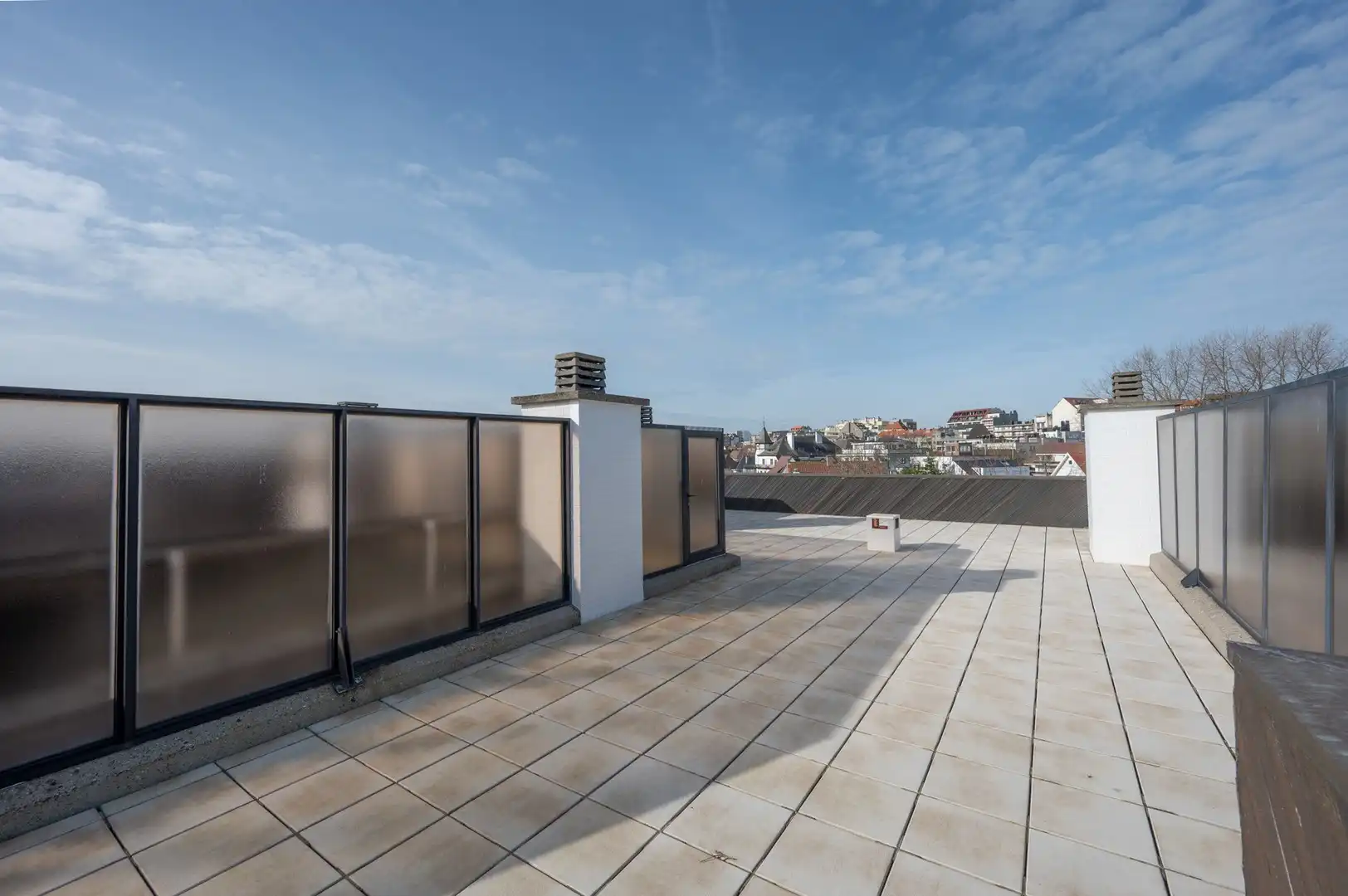 Ruim en zonnig appartement van 122 m² met open zicht op het Zegemeer. foto 24