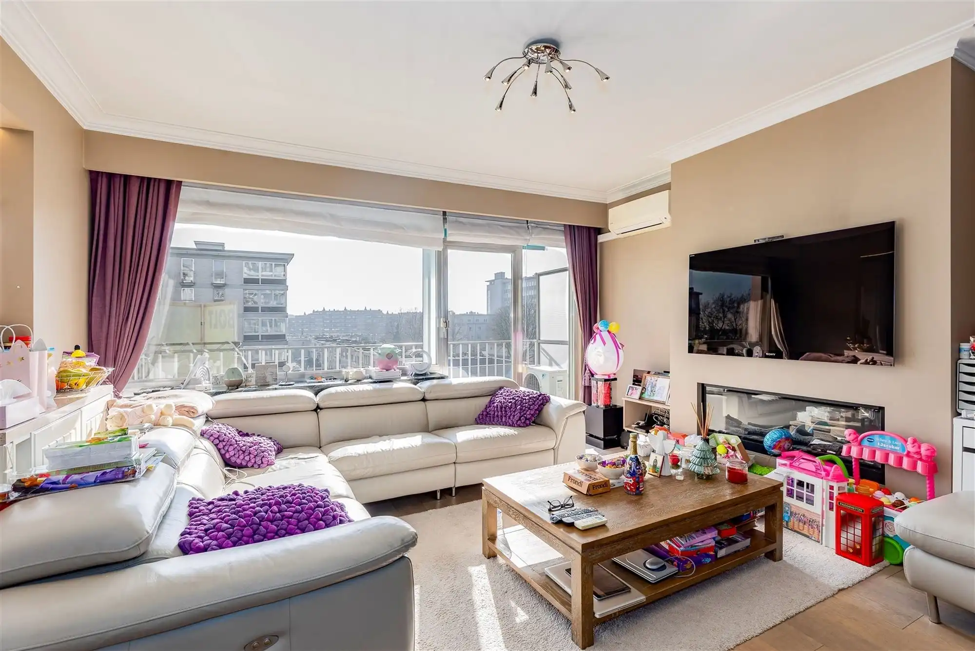 Ruim 2 slaapkamer appartement met ruim zuidterras foto 3