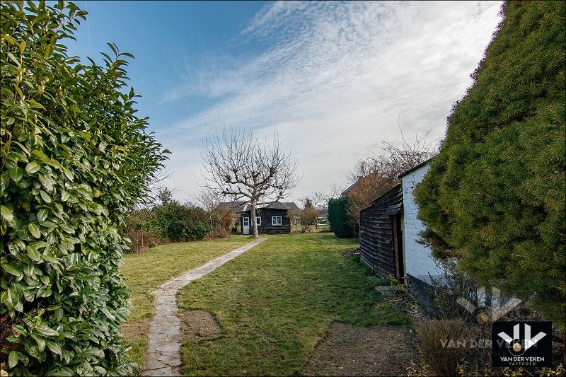 Bouwgrond +- 10 aren (huidige woning wordt afgebroken door de huidige eigenaars) voor open bebouwing op een rustige, maar zeer goed bereikbare locatie in het charmante Diepenbeek foto 10