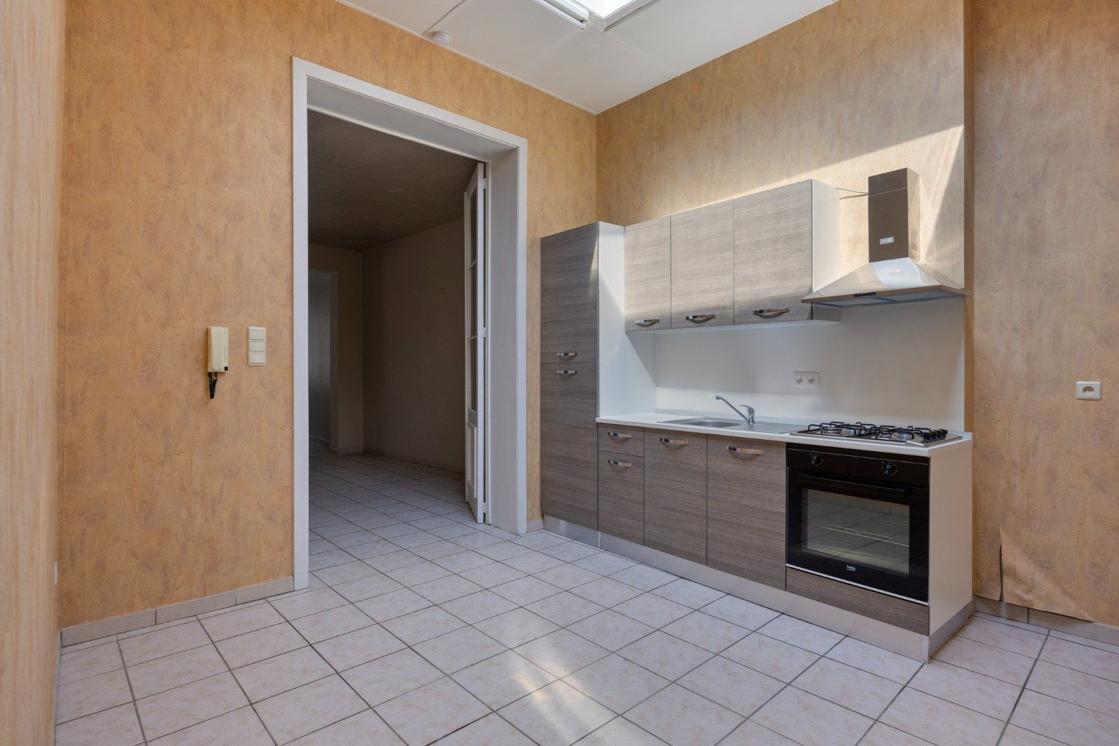 Gebouw met 3 appartementen - stadscentrum Tongeren foto 3