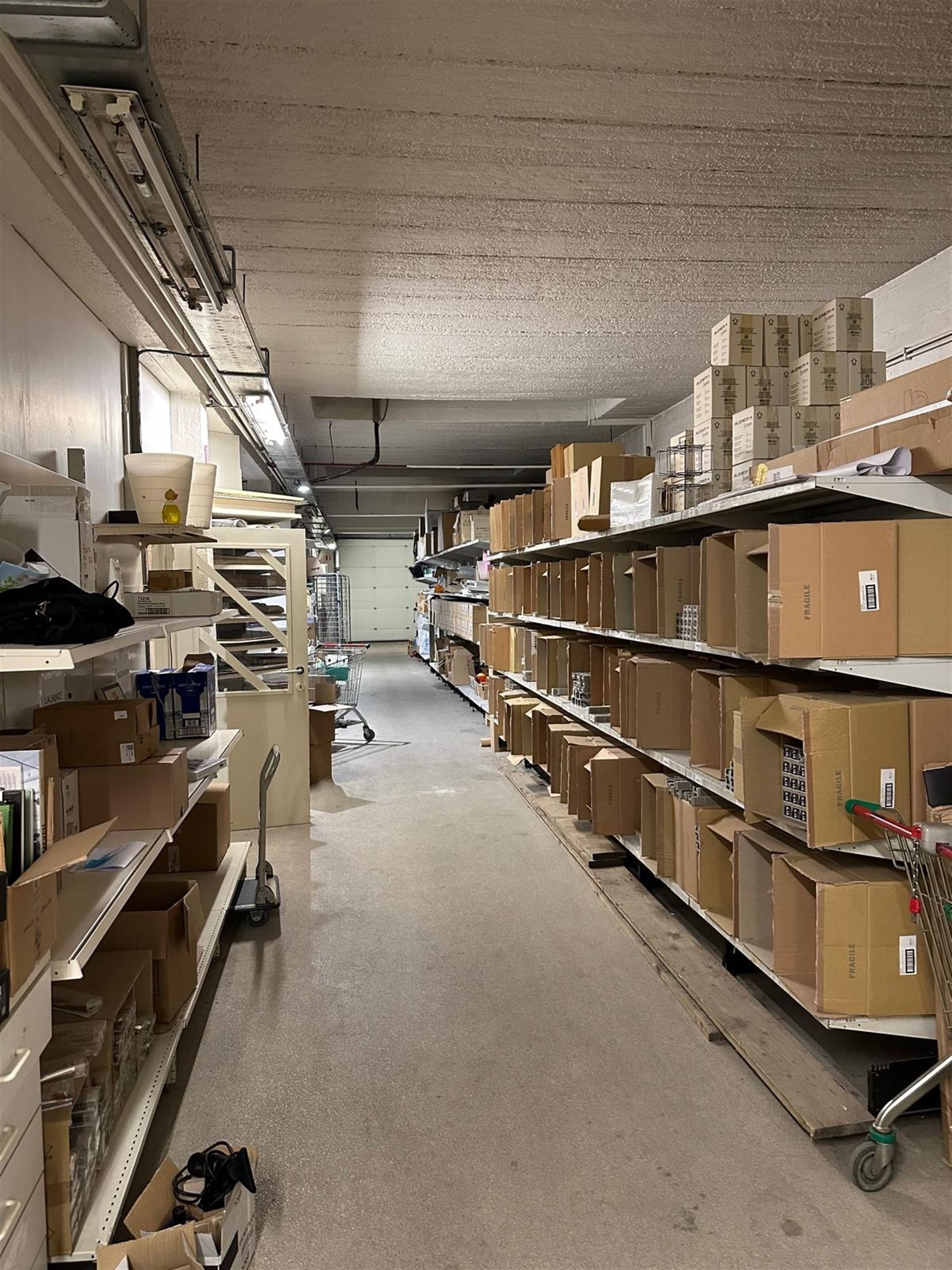 Commercieel gebouw foto 8
