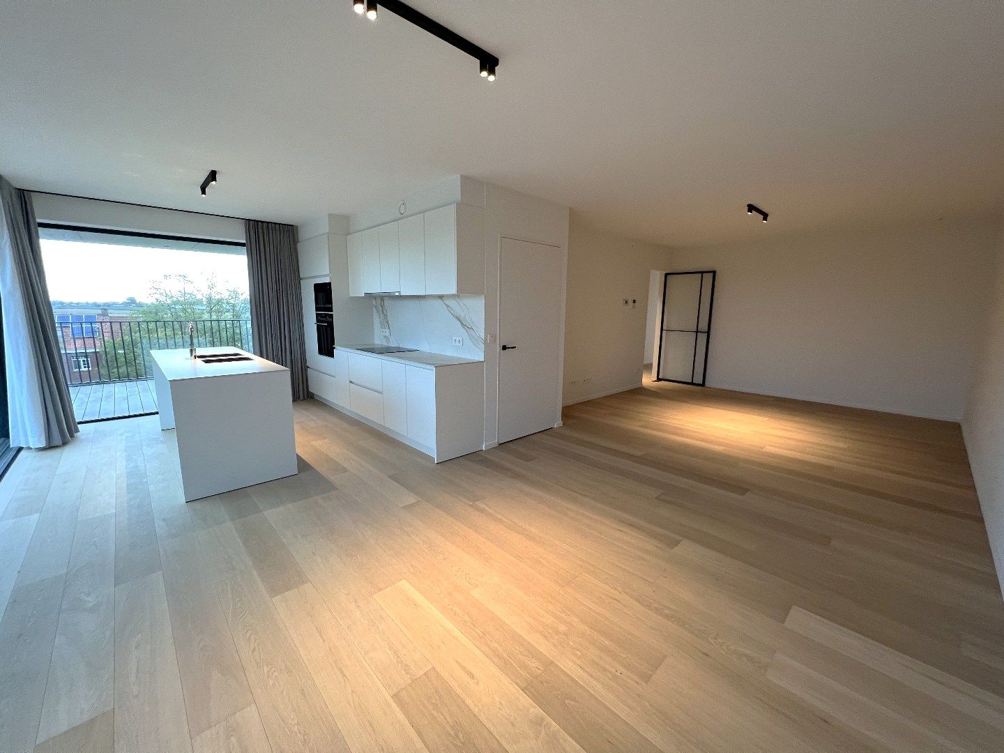 STIJLVOL PENTHOUSE IN RESIDENTIE DE POST IN LANGEMARK MET UNIEK UITZICHT OP DE VIJVER foto 5