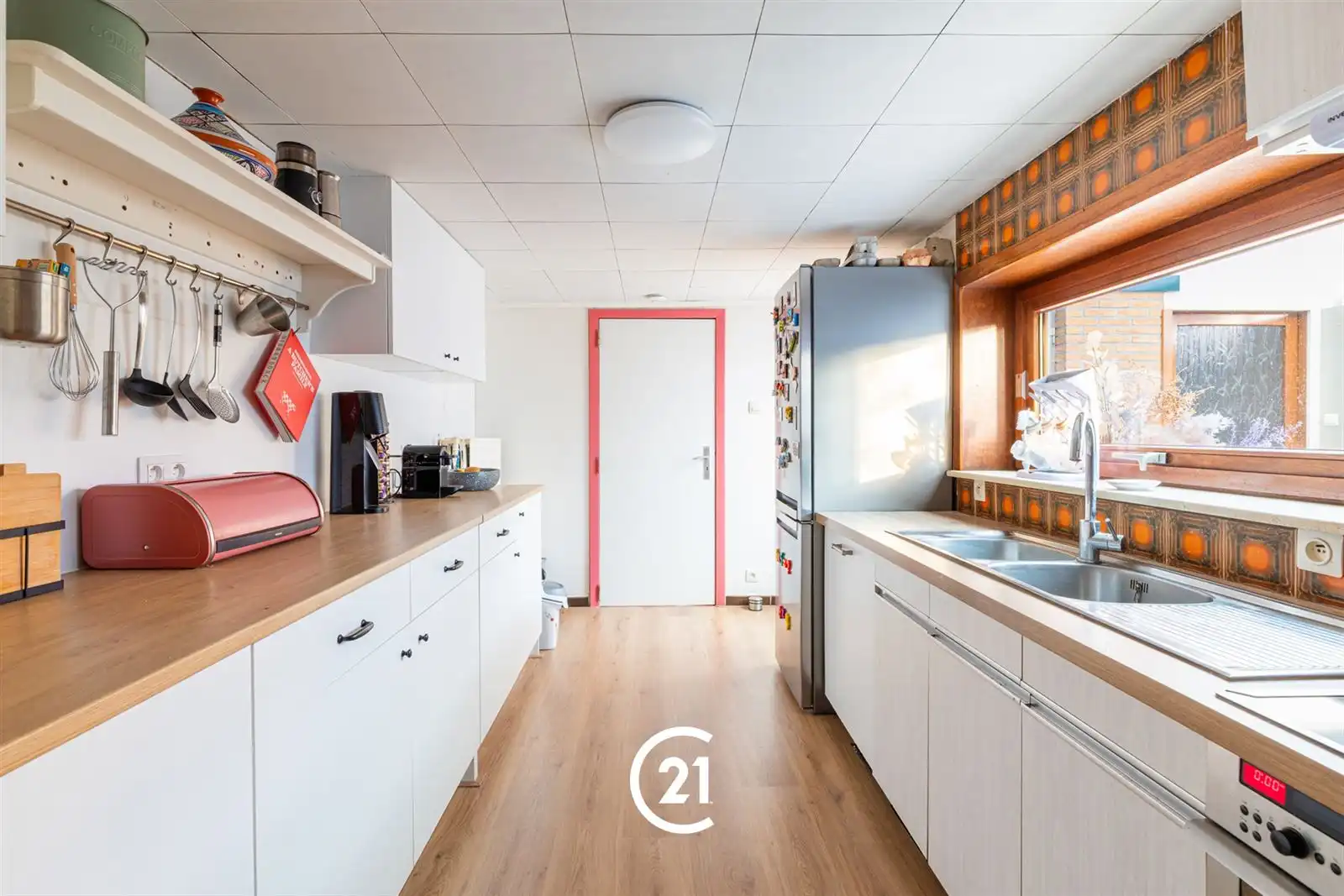 Toffe woning met 3 slaapkamers, garage en tuin in Wondelgem foto 8
