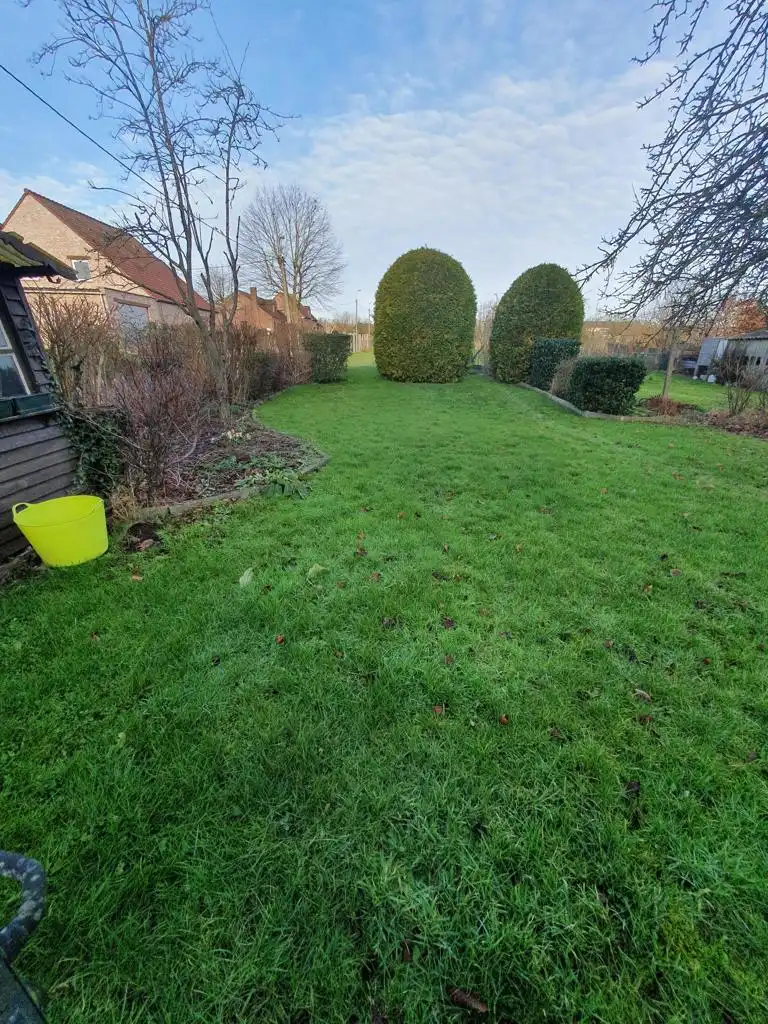 Halfopen bebouwing met 3 slpks, kelder, zolder en tuin foto 15