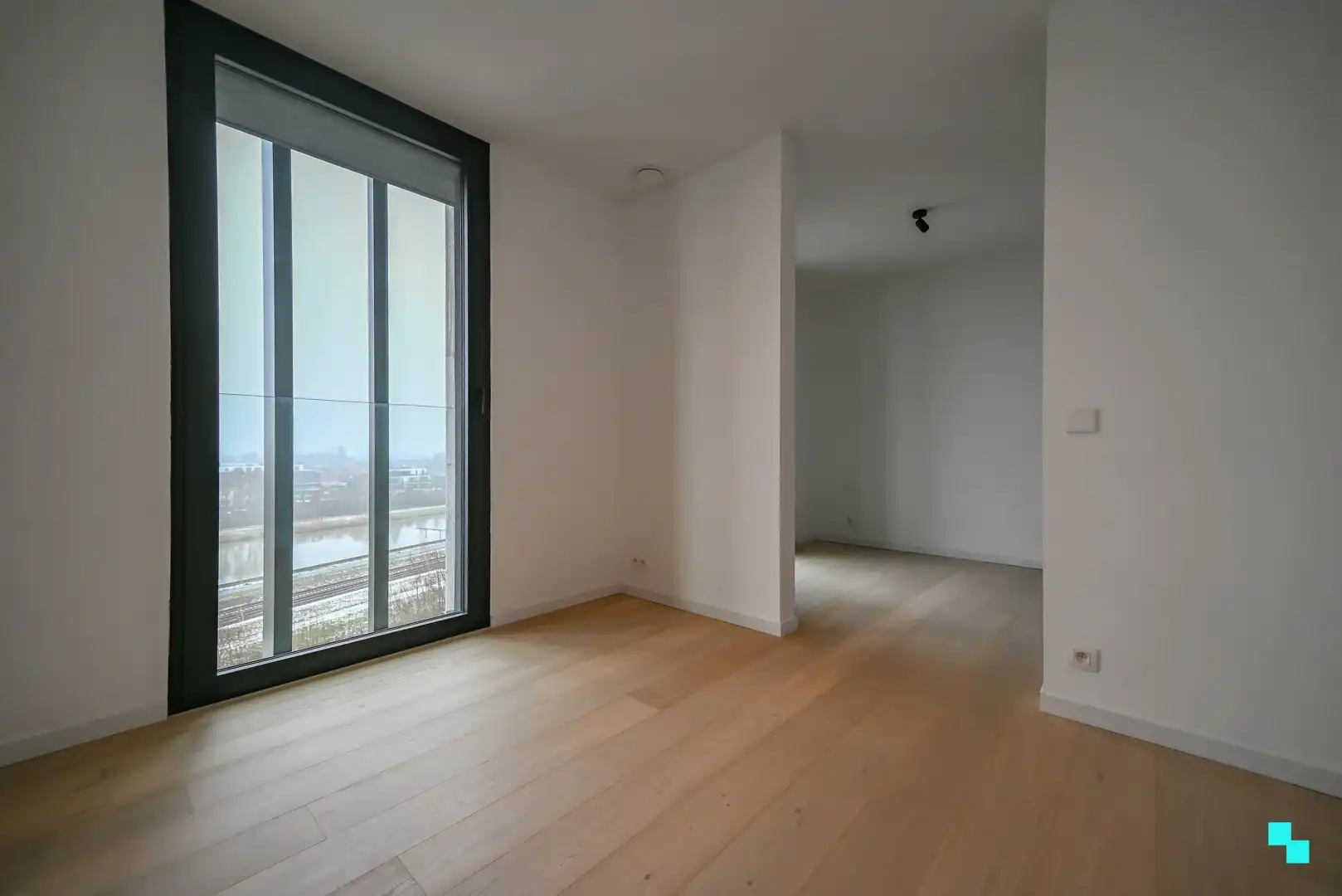 Nieuw, stijlvol appartement met uniek parkzicht foto 15