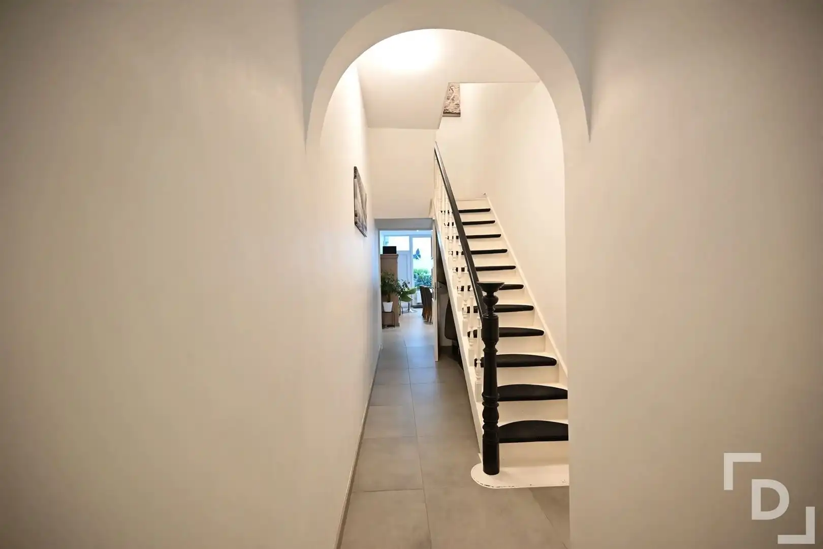 Statige woning in het hart van Ieper foto 13