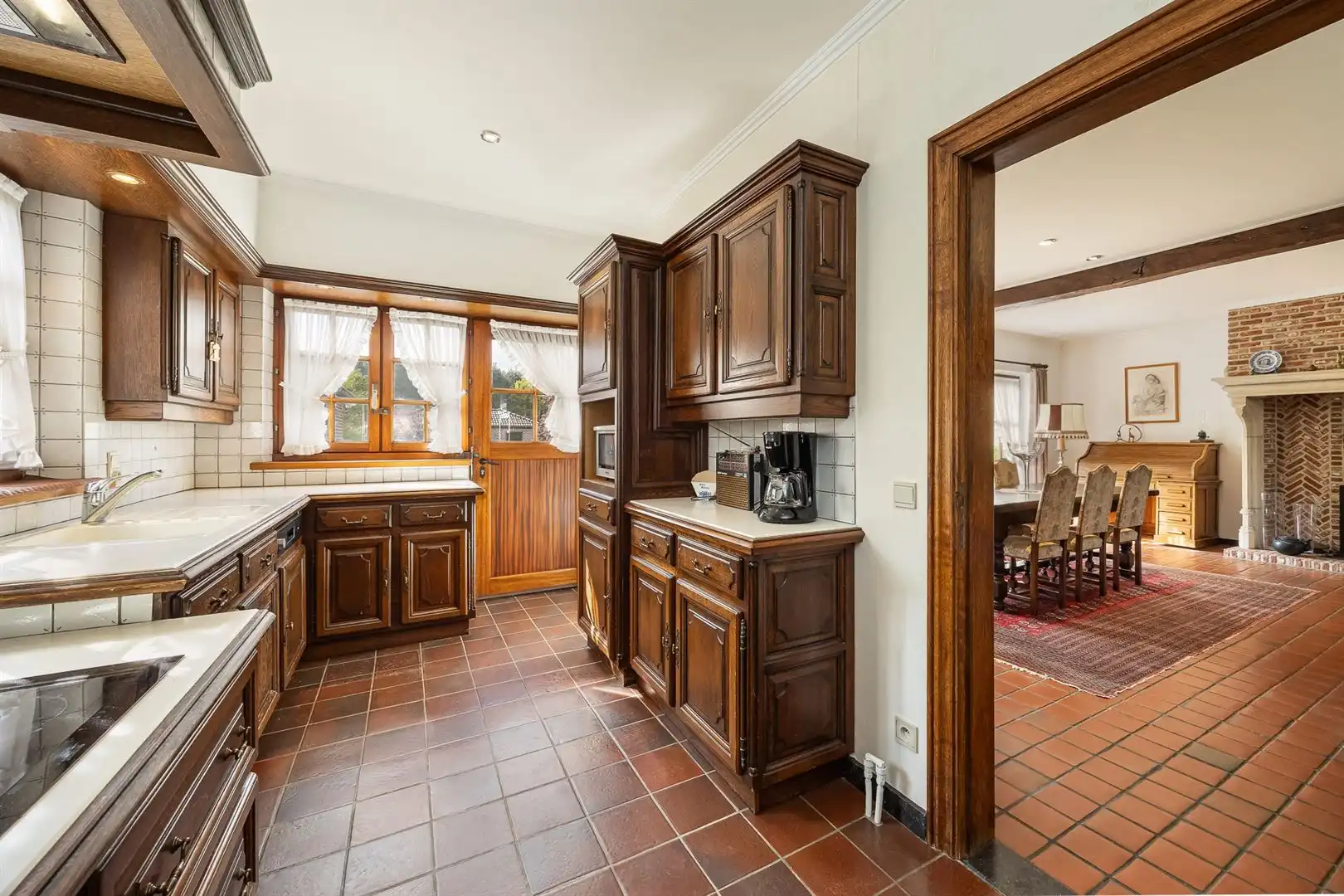 Wonen met zicht op weiland in rustige doodlopende straat foto 11