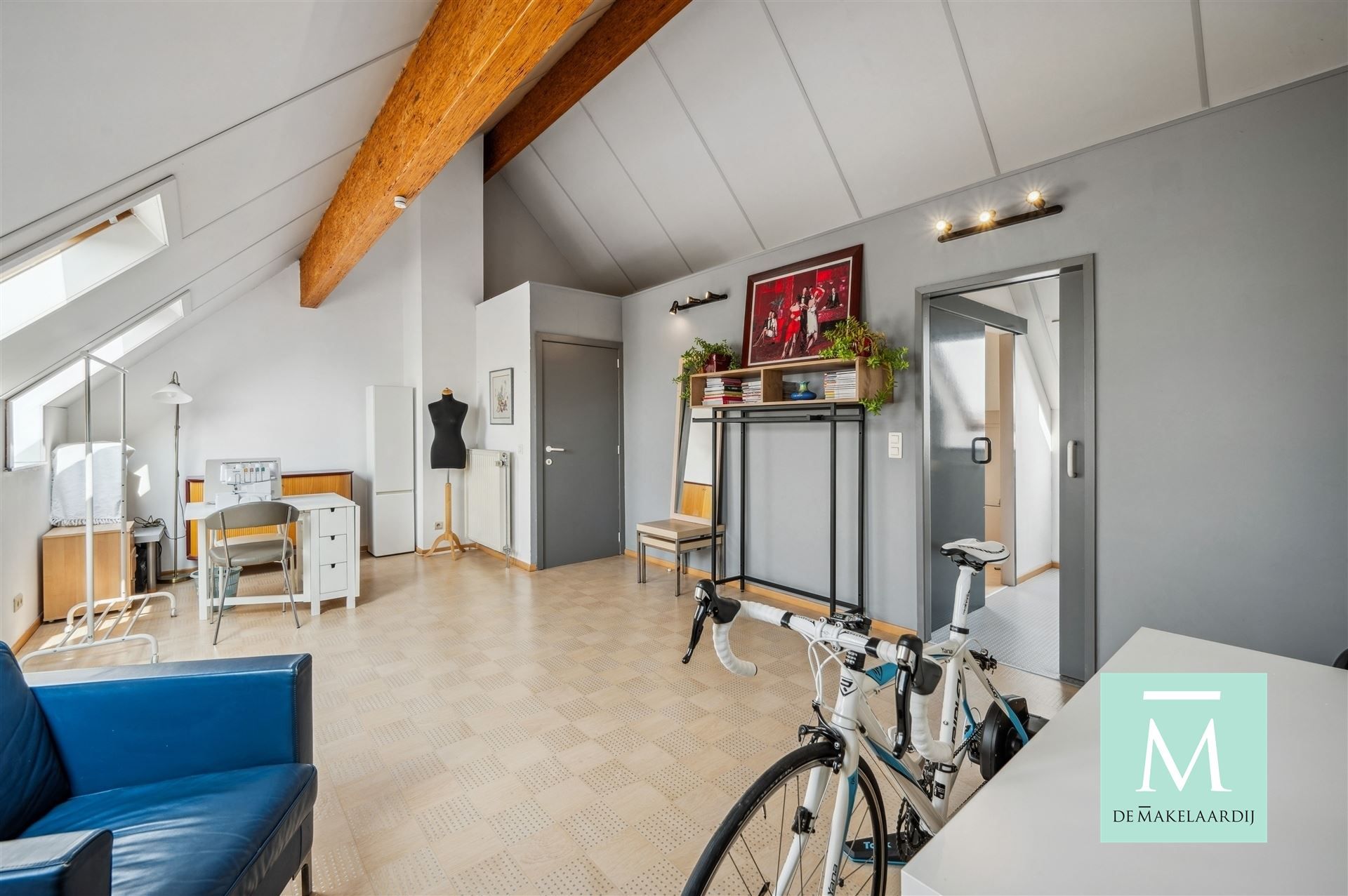 Energiezuinige woning met aangename tuin en garage foto 22