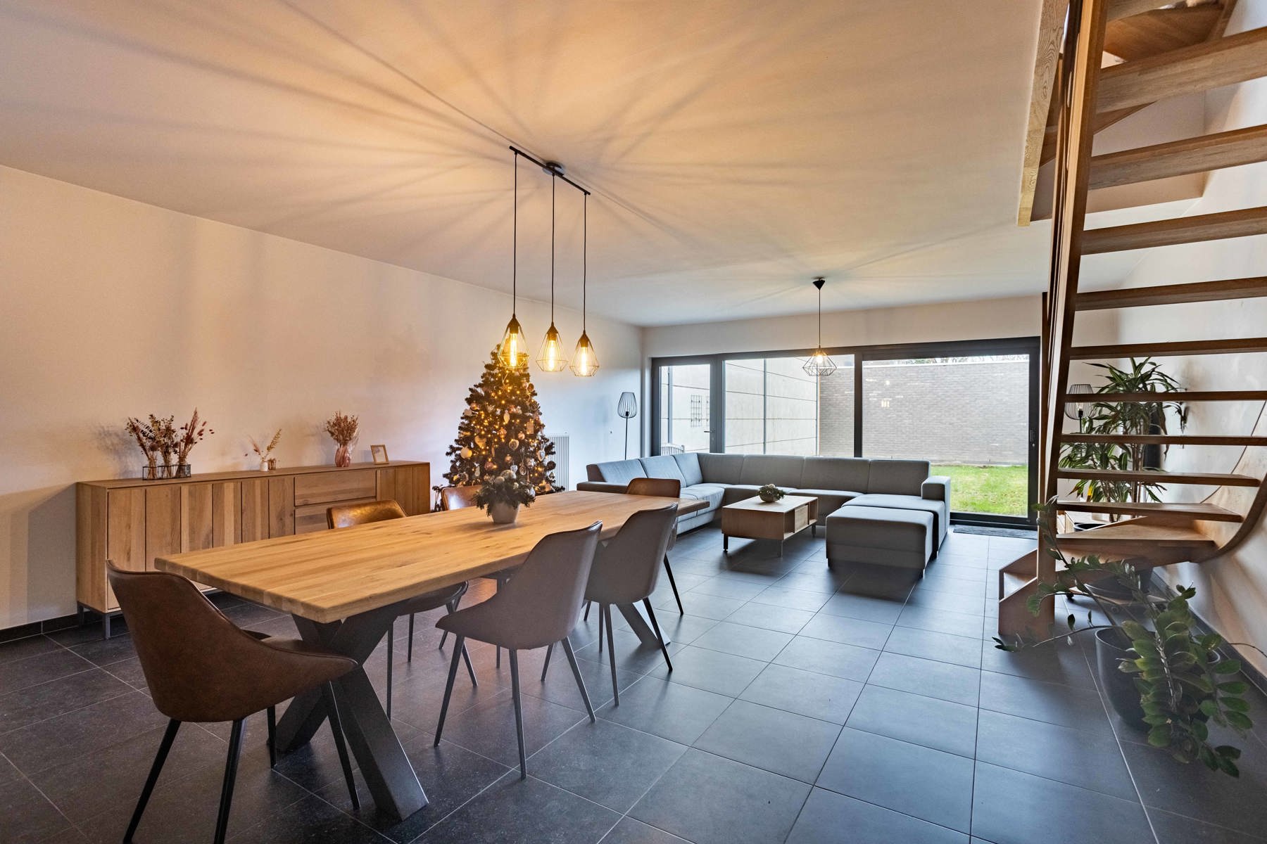 Te koop - moderne energiezuinige woning met 4 slaapkamers foto 4