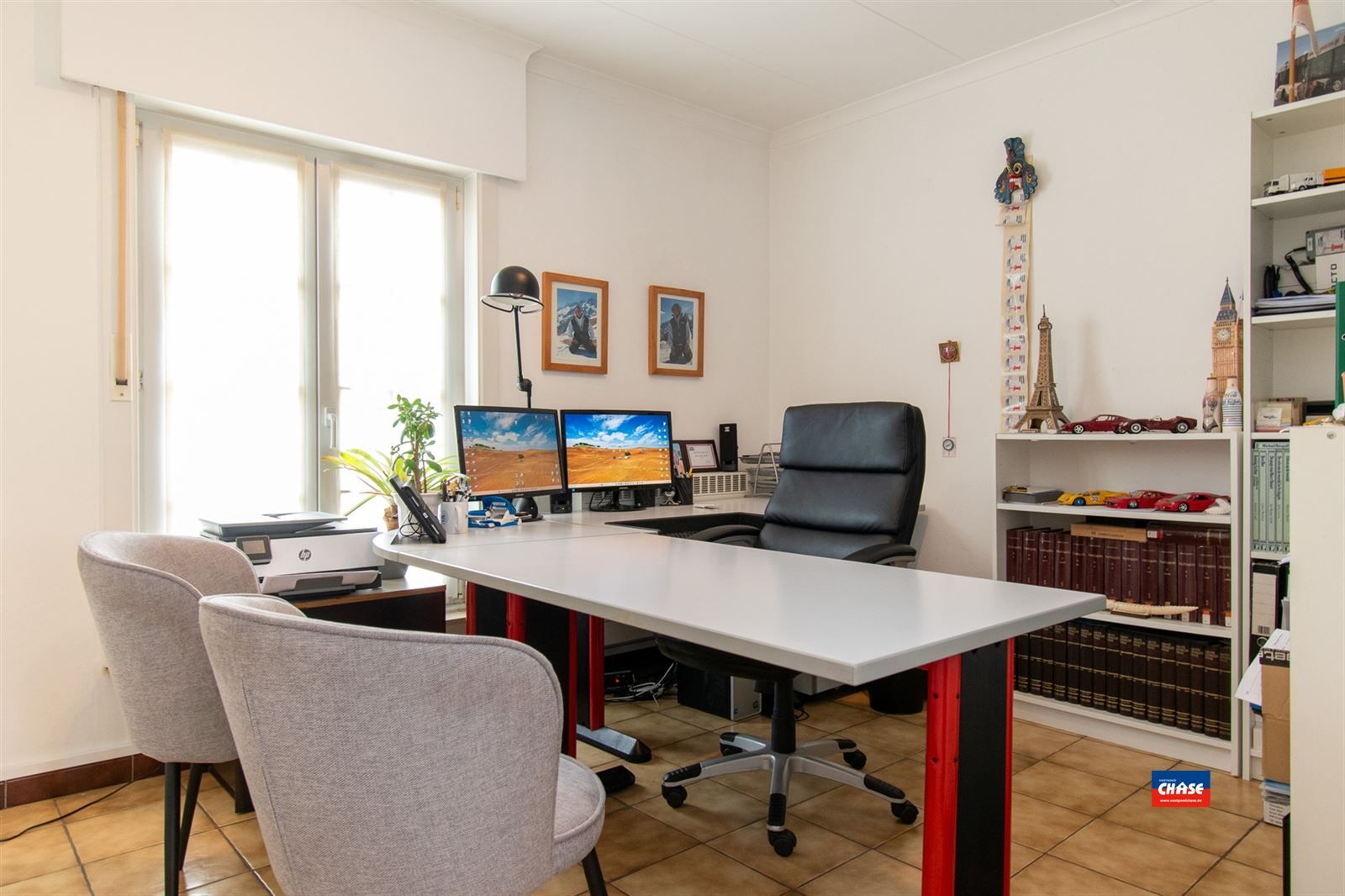 PRACHTIG LANDHUIS MET PRAKTIJKMOGELIJKHEDEN EN ZWEMBAD OP EEN TOTALE OPPERVLAKTE VAN 10a 50ca  foto 24