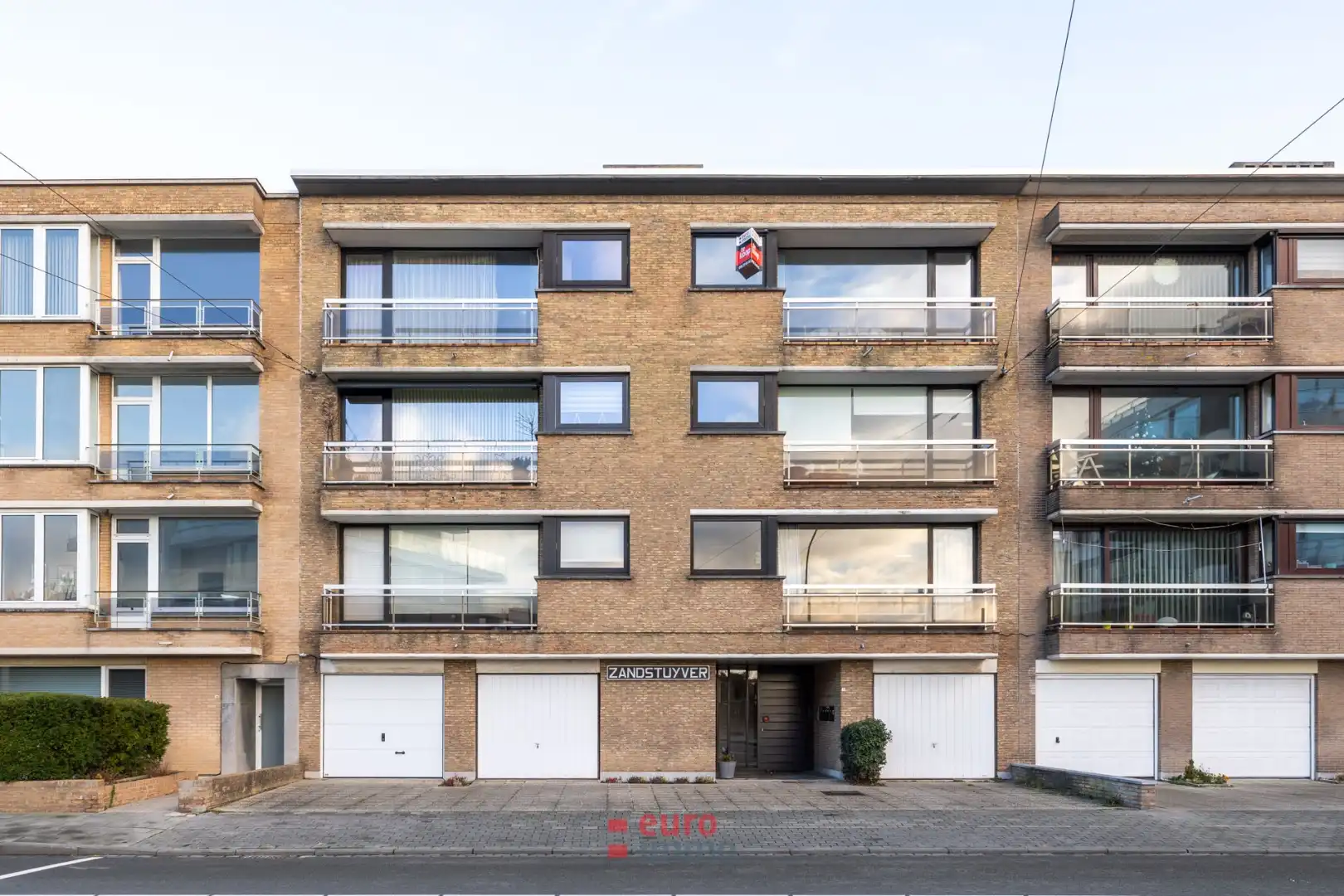 Appartement met 2 ruime slaapkamers op een toplocatie. foto {{pictureIndex}}