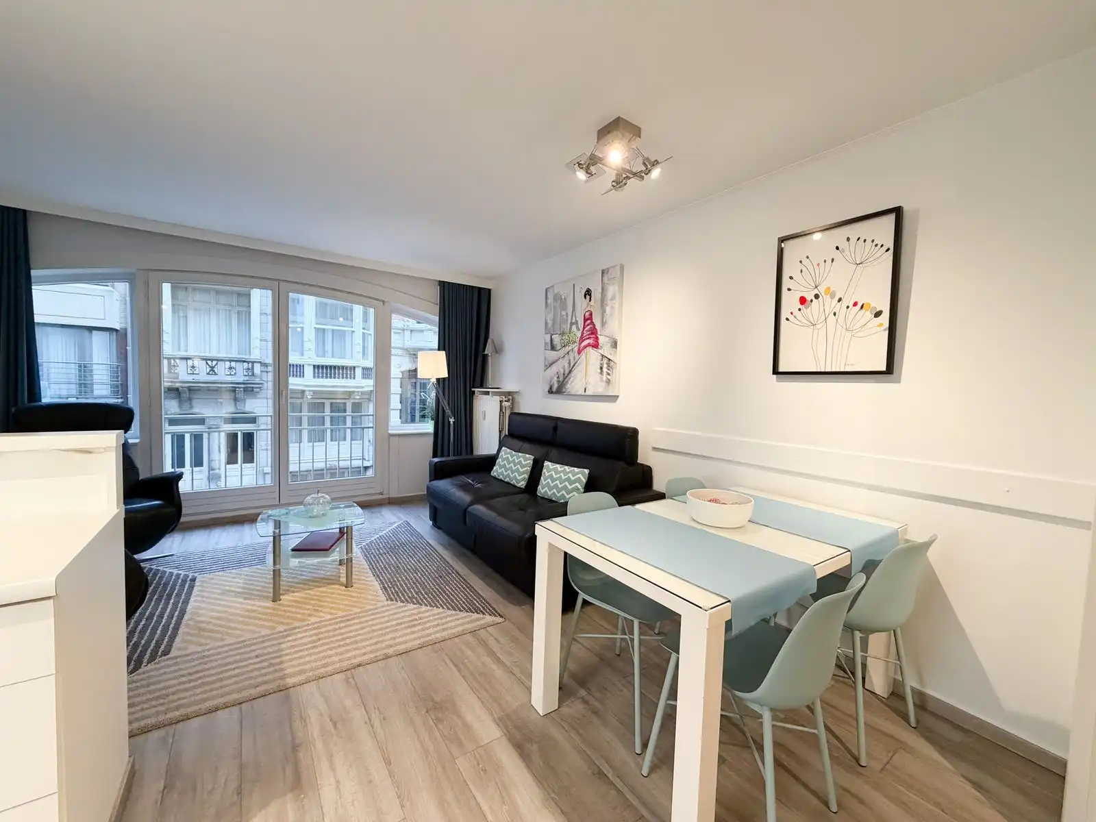 Lichtrijke studio op toplocatie nabij zee & strand foto 3