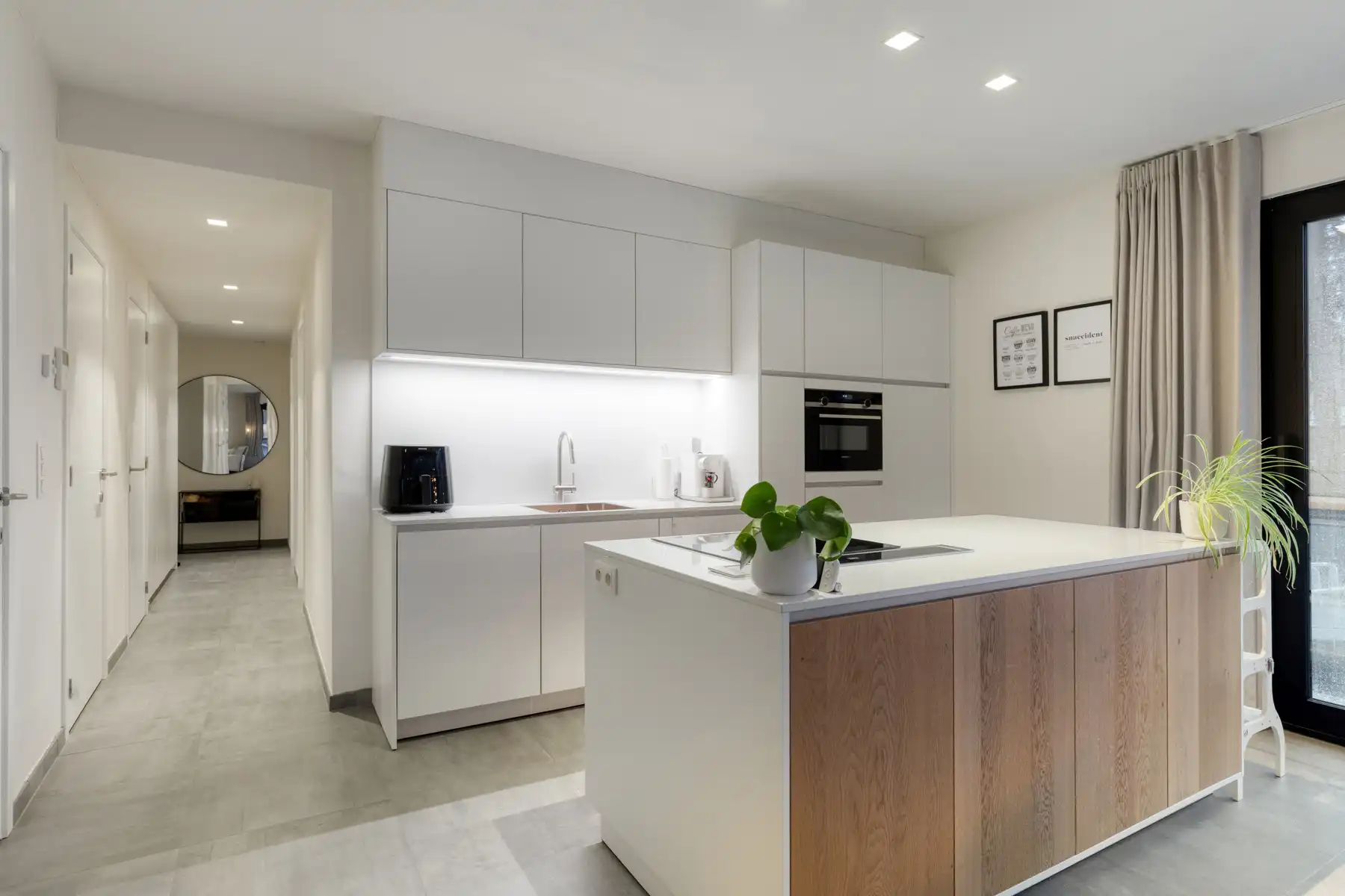 Stijlvol gelijkvloers appartement met tuin op topligging foto 6