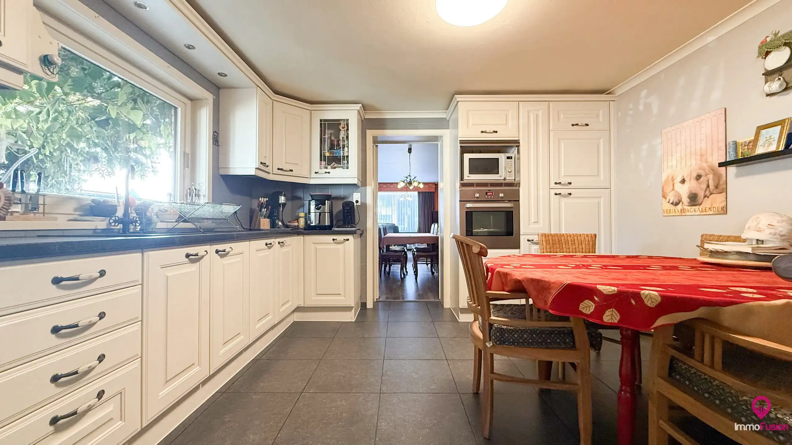 Ruime gezinswoning met tal van mogelijkheden op 8a 13ca! foto 8