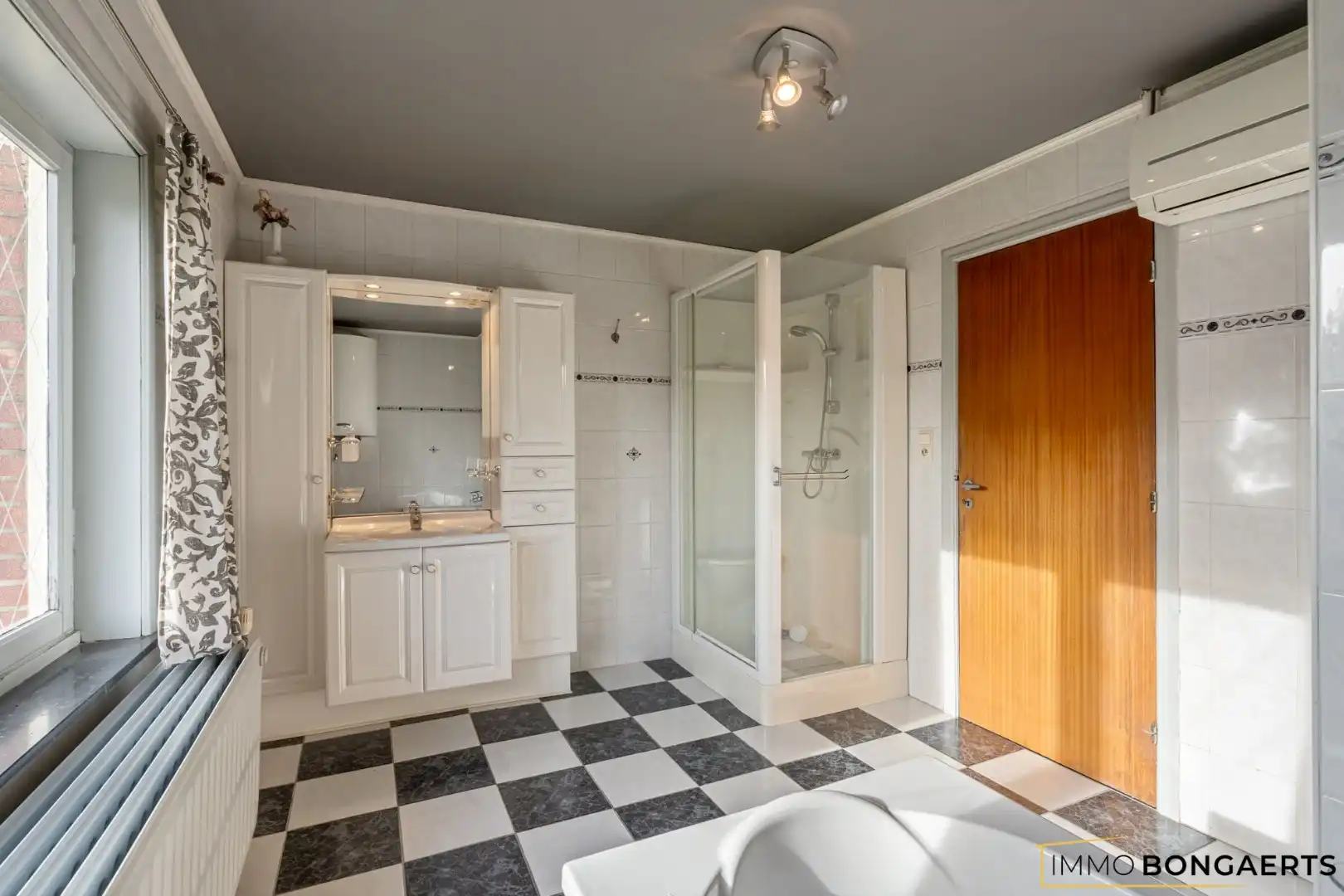 Rustig gelegen woning op een uitzonderlijk perceel foto 19