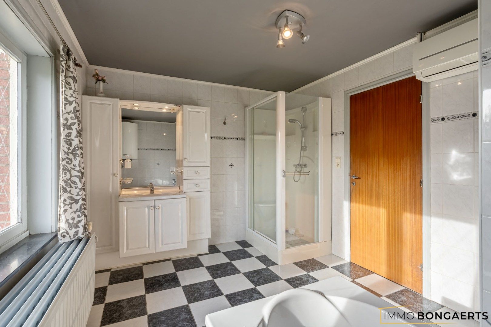 Rustig gelegen woning op een uitzonderlijk perceel foto 19