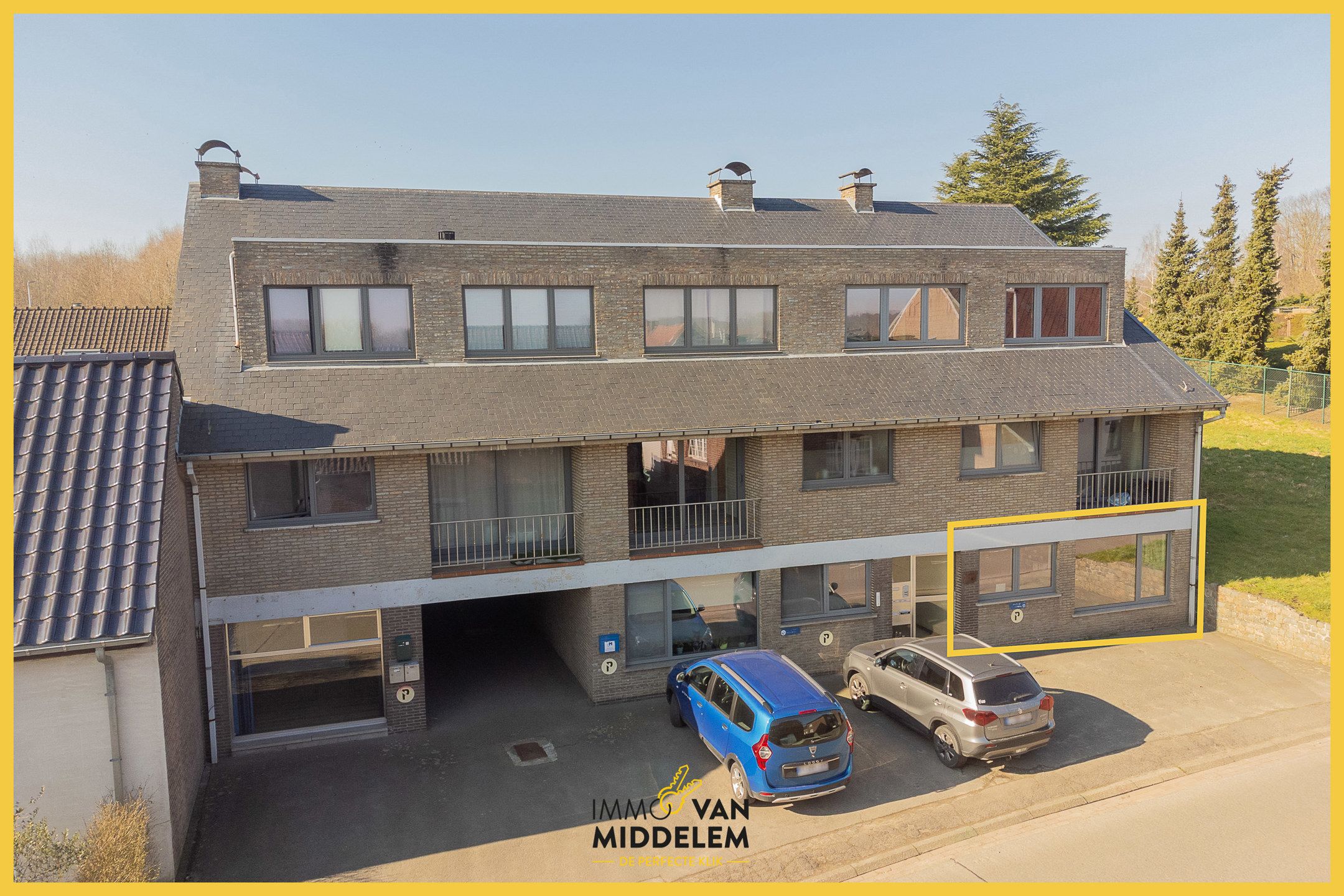 Hoofdfoto van de publicatie: GOED GELEGEN LICHTRIJK APPARTEMENT MET 2 KAMERS