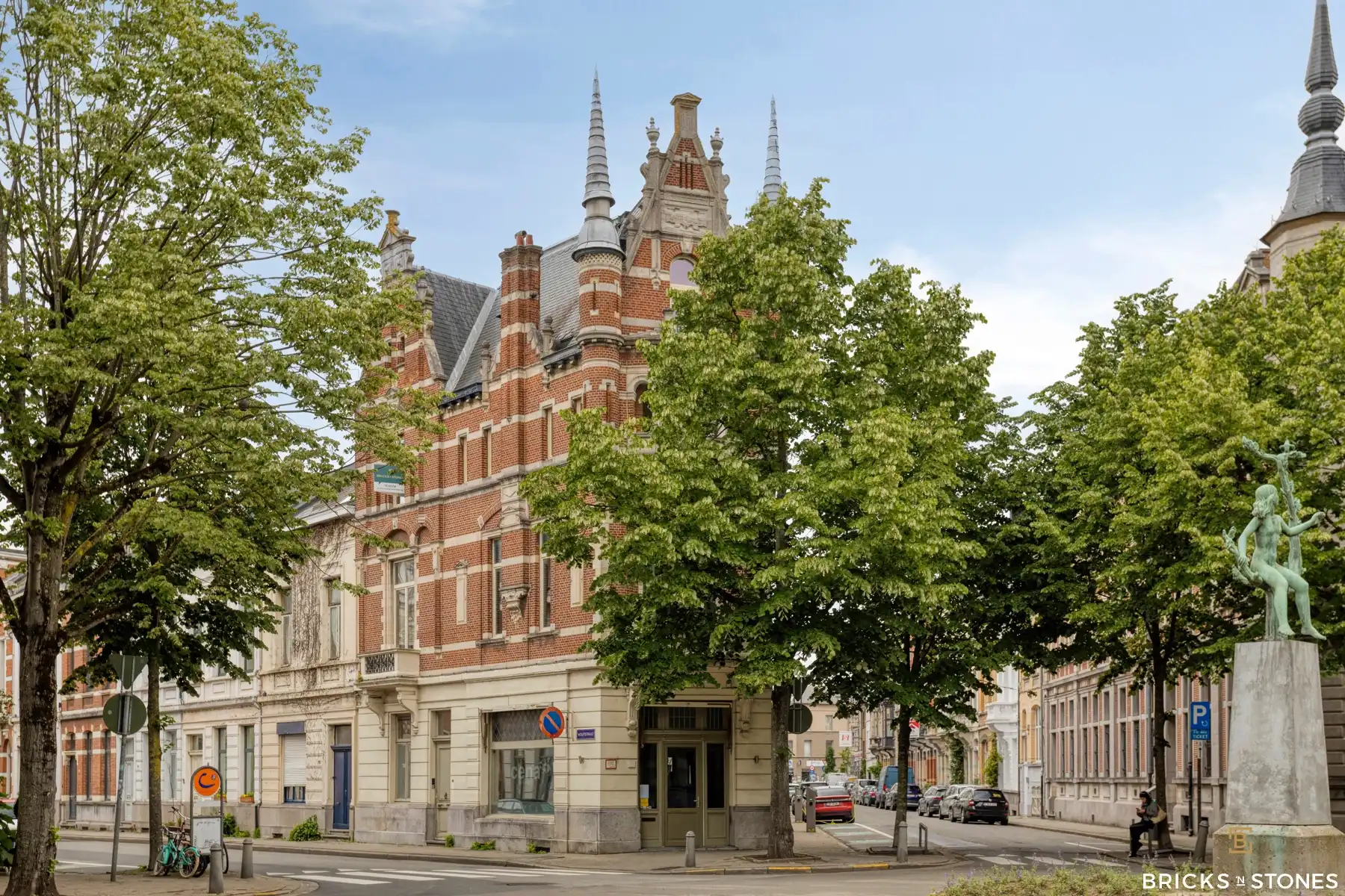 Gerenoveerd duplex-appartement in hartje Zurenborg foto 12