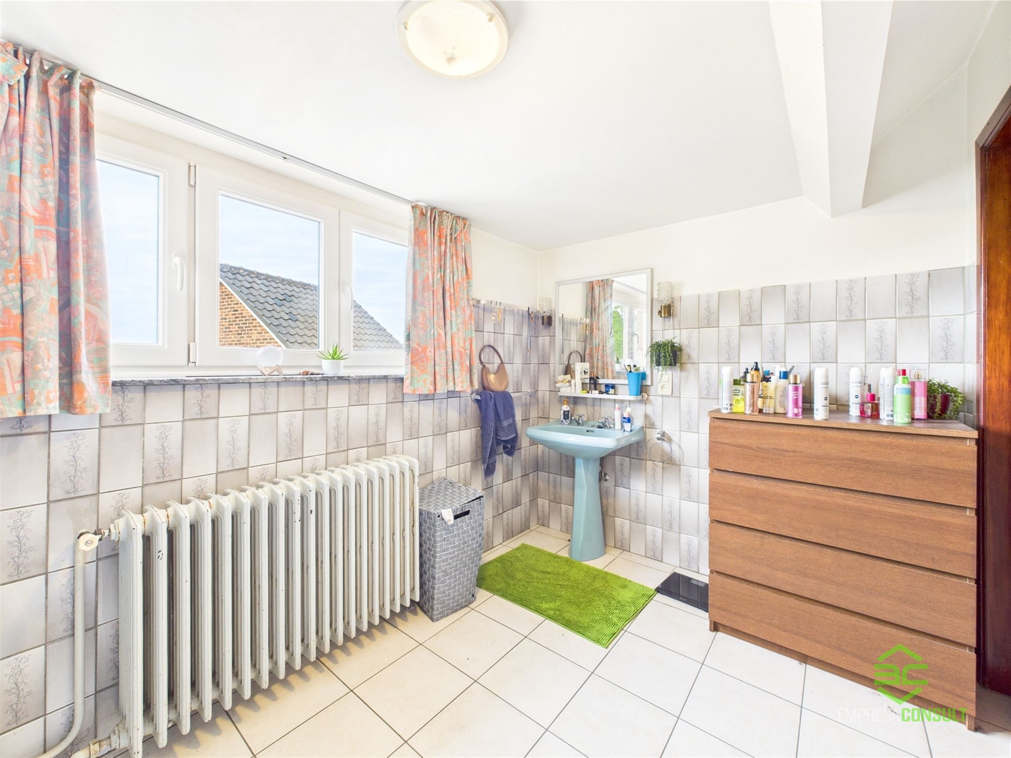 Ruime gezinswoning met achtergelegen studio op 14a 18ca! foto 21