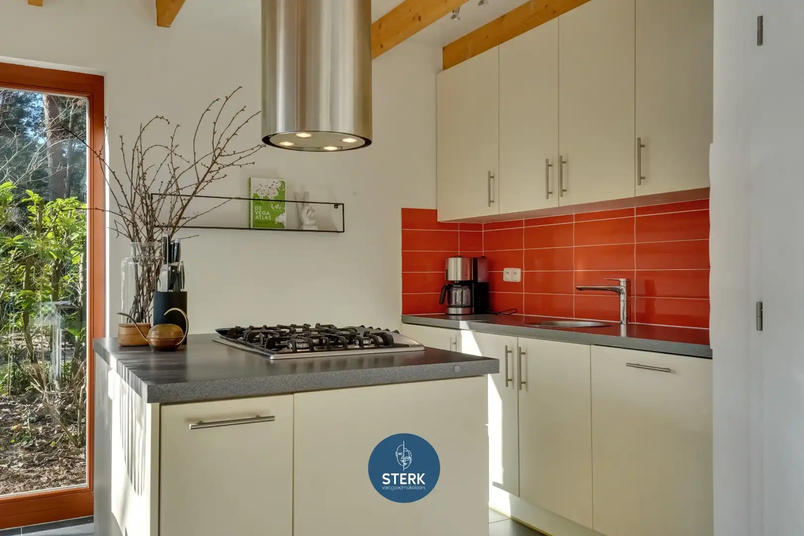 CHARMANTE BOSWONING IN HET VIJVERDORP TE REKEM, VLAKBIJ MAASTRICHT ! foto 11