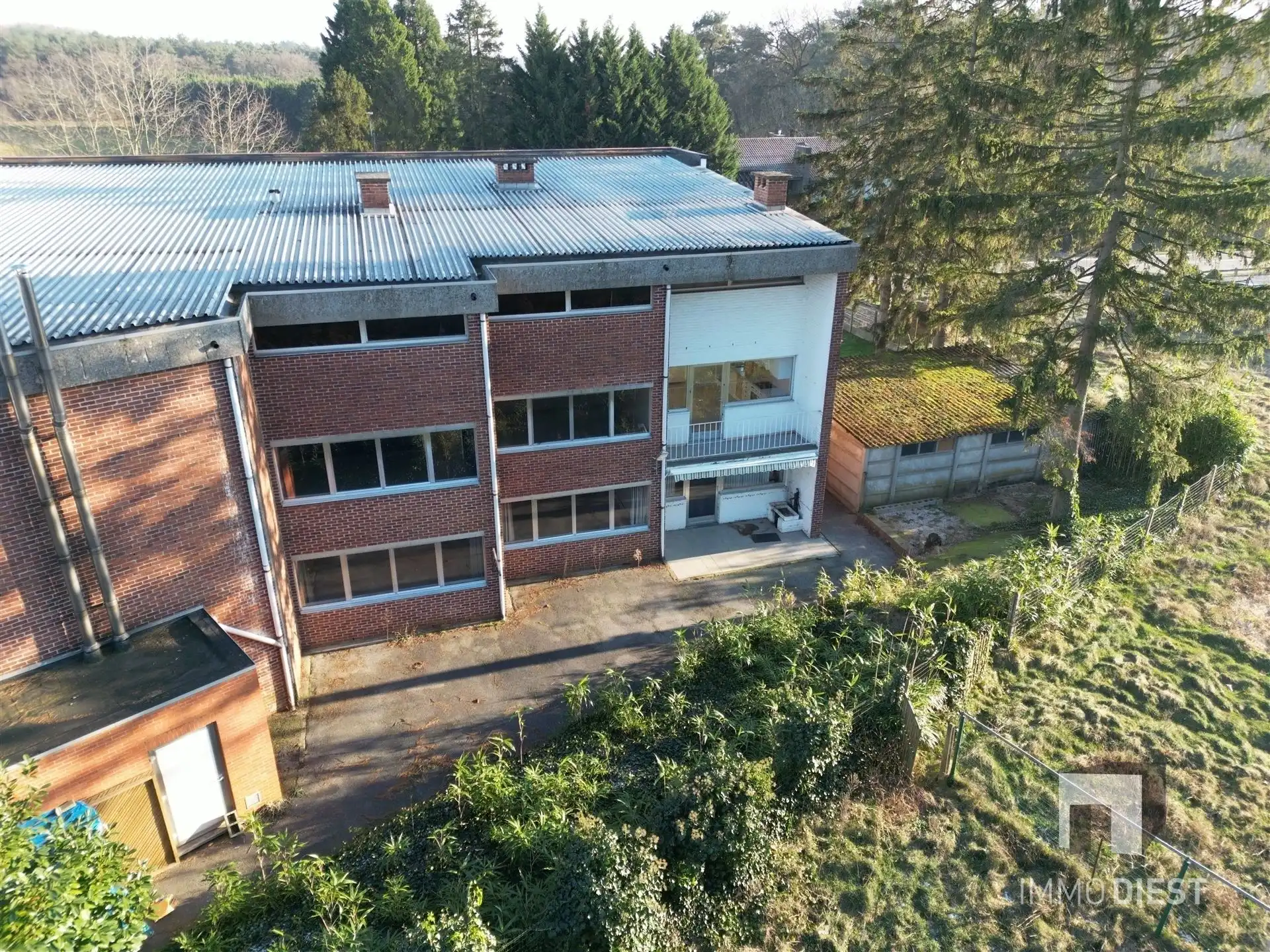 Gelijkvloers appartement met terras foto 20