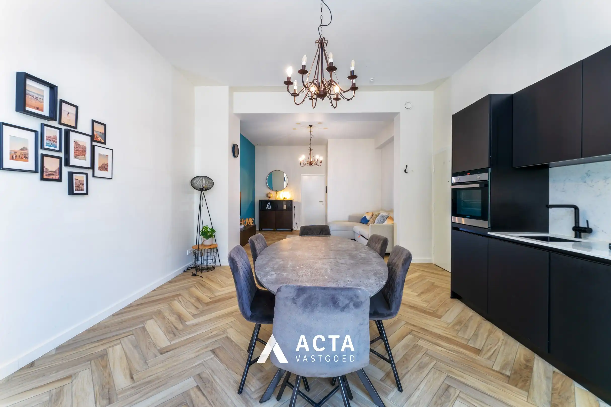 Luxueus gelijkvloersappartement met terras nabij Zeedijk van Mariakerke foto 6
