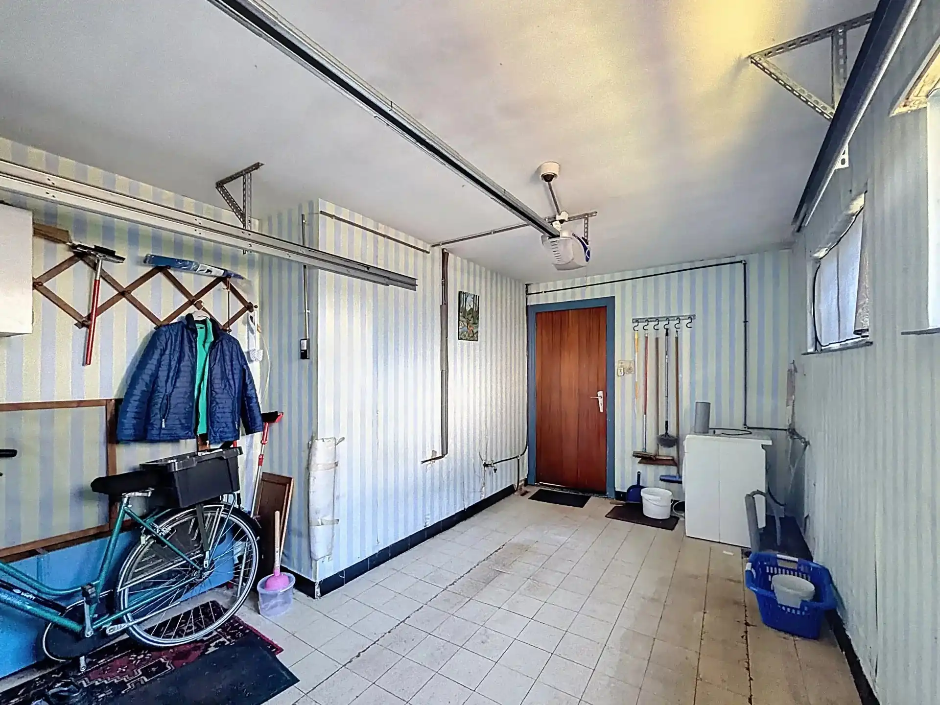 Te renoveren woning op een ruim perceel van 1350 m². foto 16