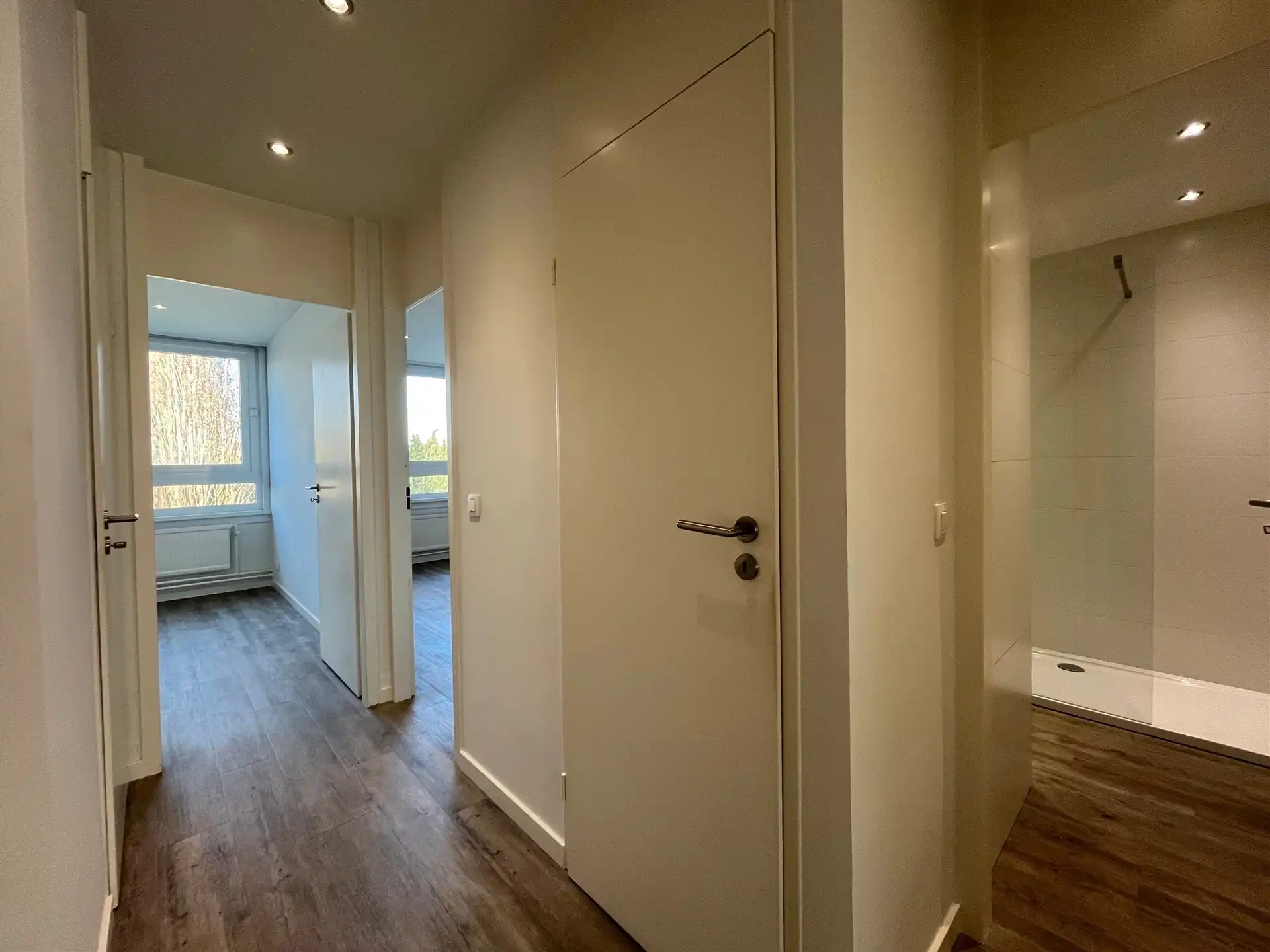 Gerenoveerd appartement met zuid terras en autostaanplaats  foto 7