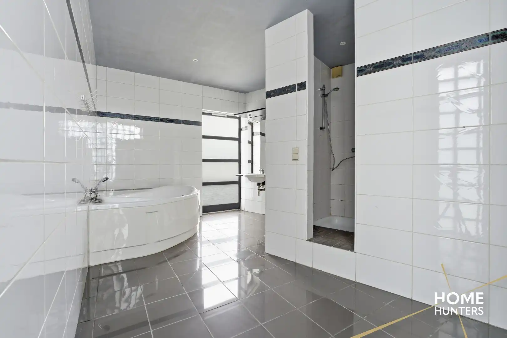 Instapklare halfopen woning met garage, tuin en 3 slaapkamers in Nieuwkerke foto 7