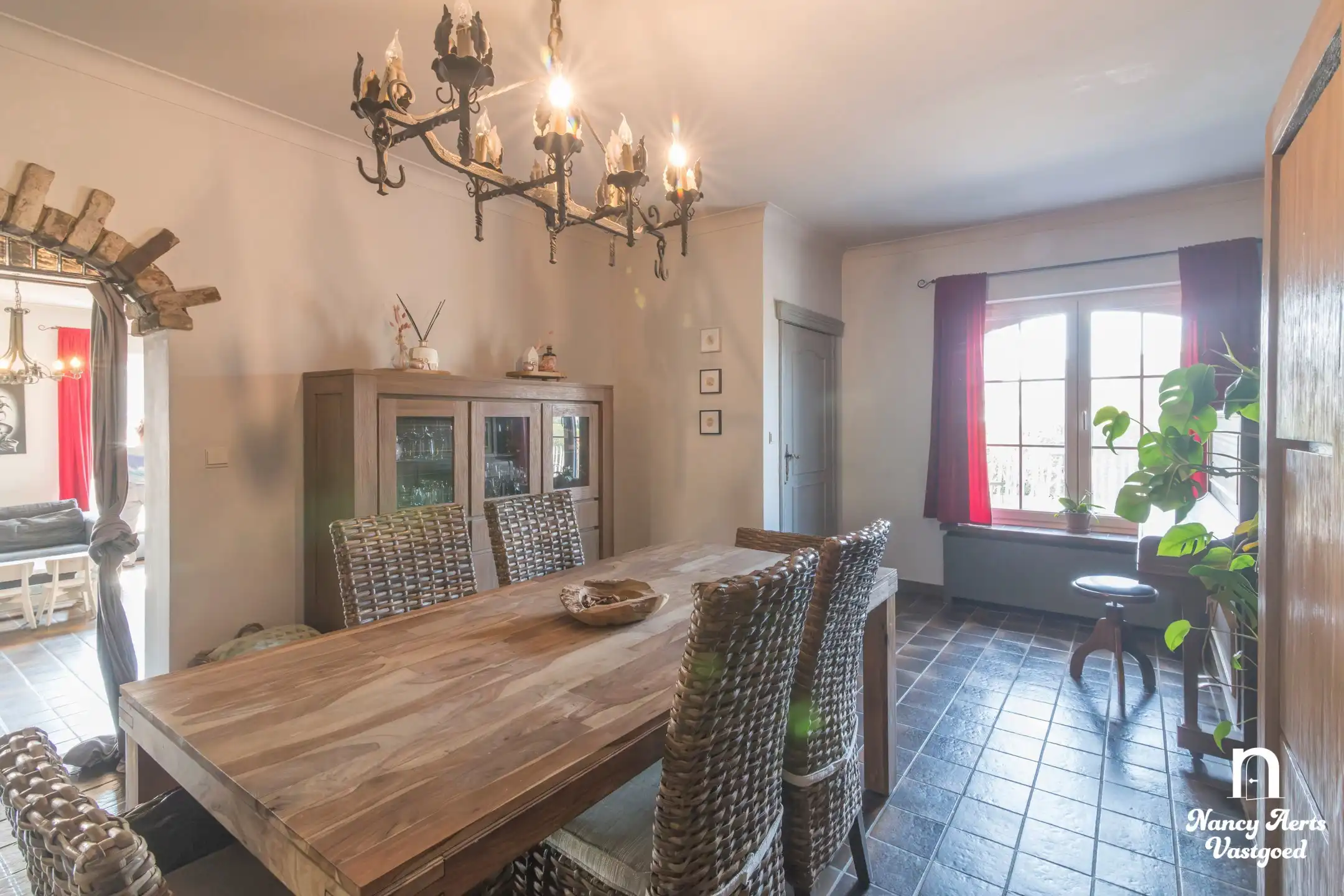 Ruime woning met karakter en talloze mogelijkheden foto 32