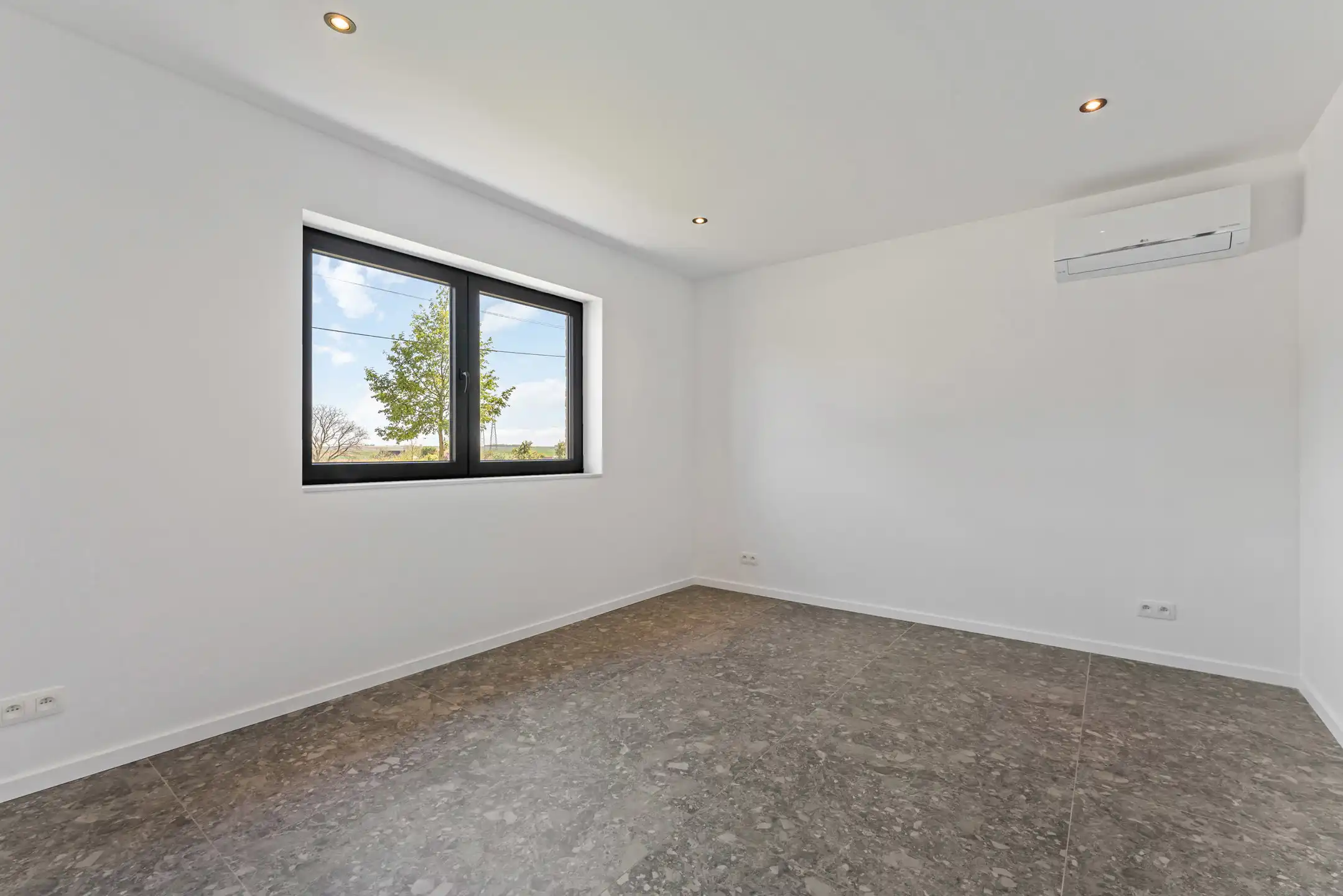 Stijlvolle woning met tuin & garage te Herderen foto 9