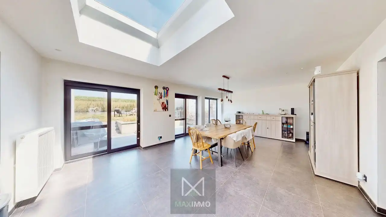 Gerenoveerde woning met 3 slaapkamers, garage en prachtig landelijk uitzicht in Lauwe foto 2