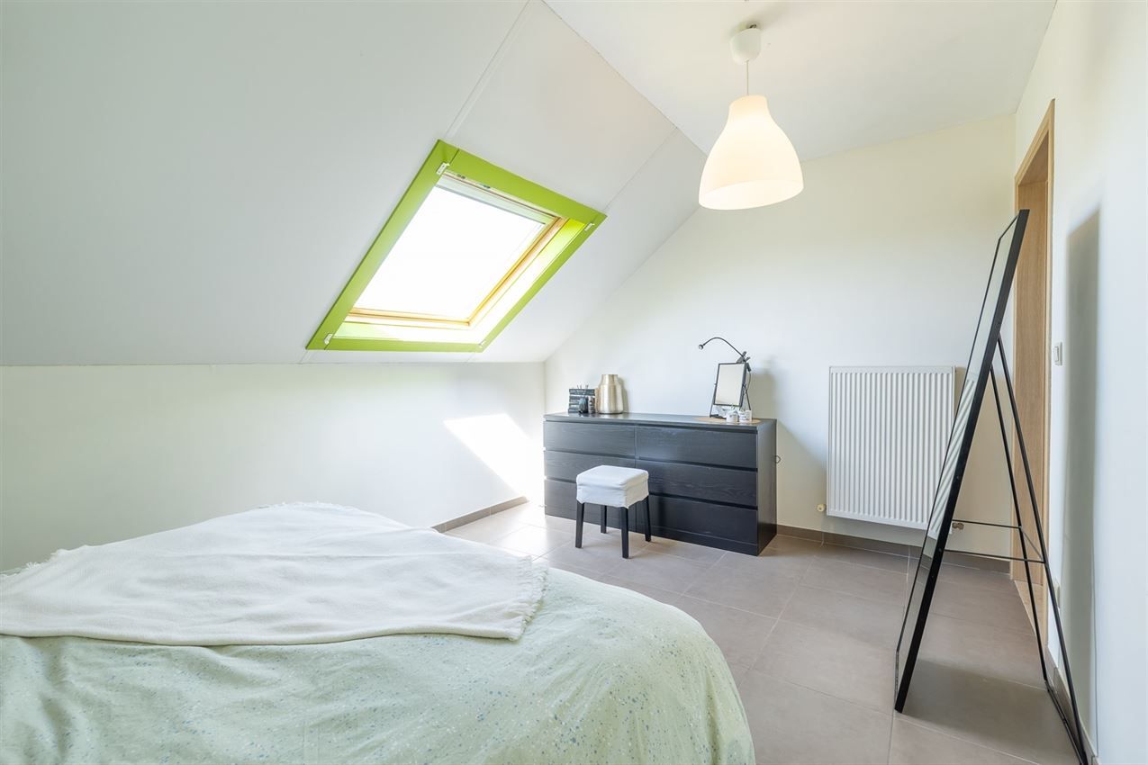 Royale duplex met terras en garage foto 22