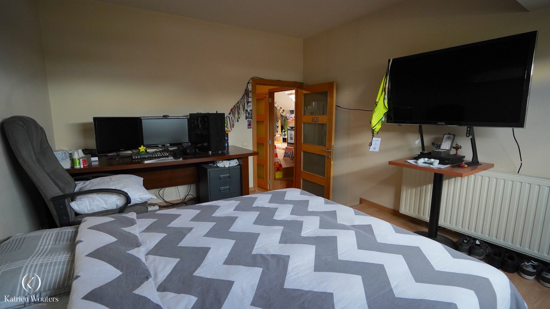 Ruime woning met veel potentieel foto 19