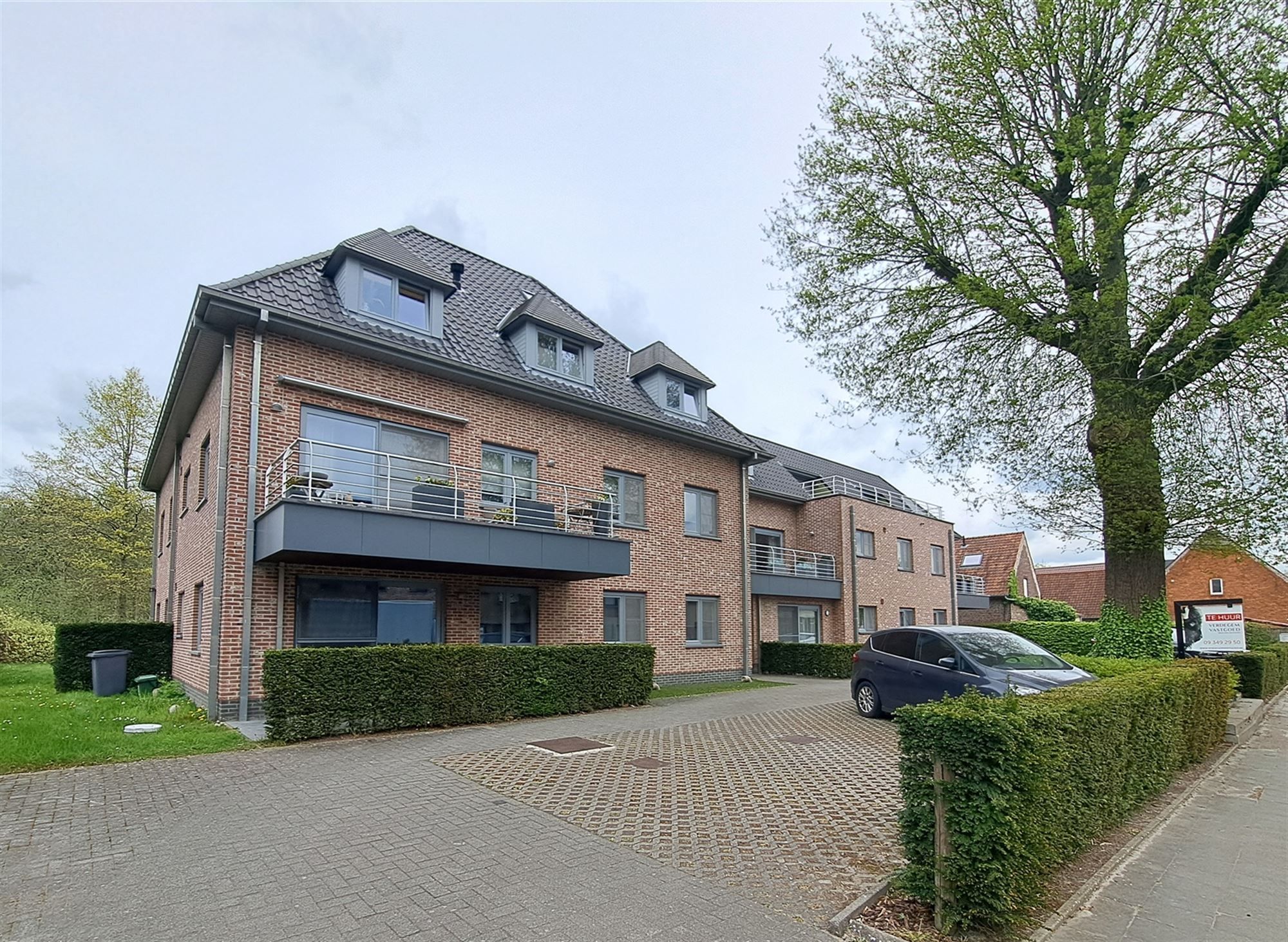 Recent appartement met 2 slaapkamers foto 2