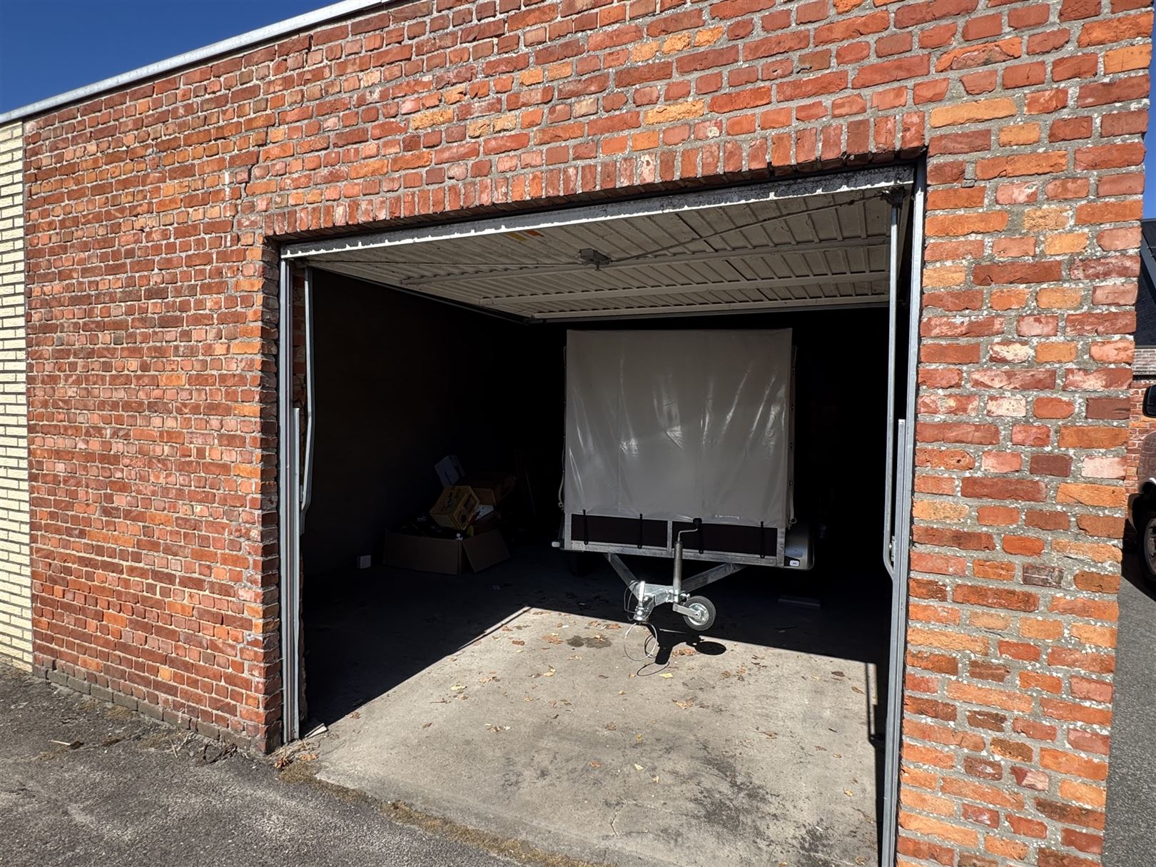 Ruime stapelwoning met 2 slaapkamers en garage foto 22